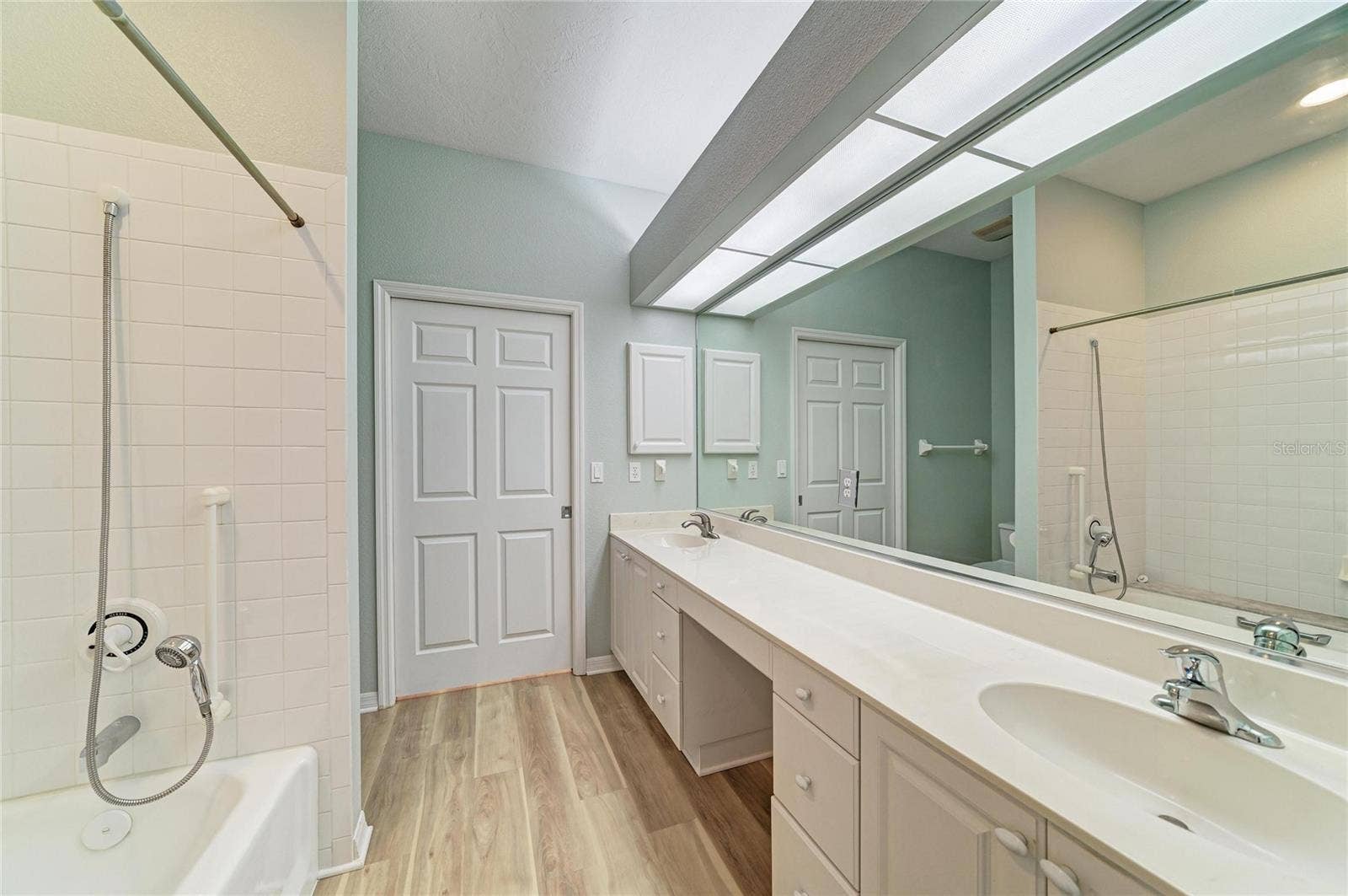 2310 63RD STREET COURT W, Bradenton, FL 34209 MASTER BATH