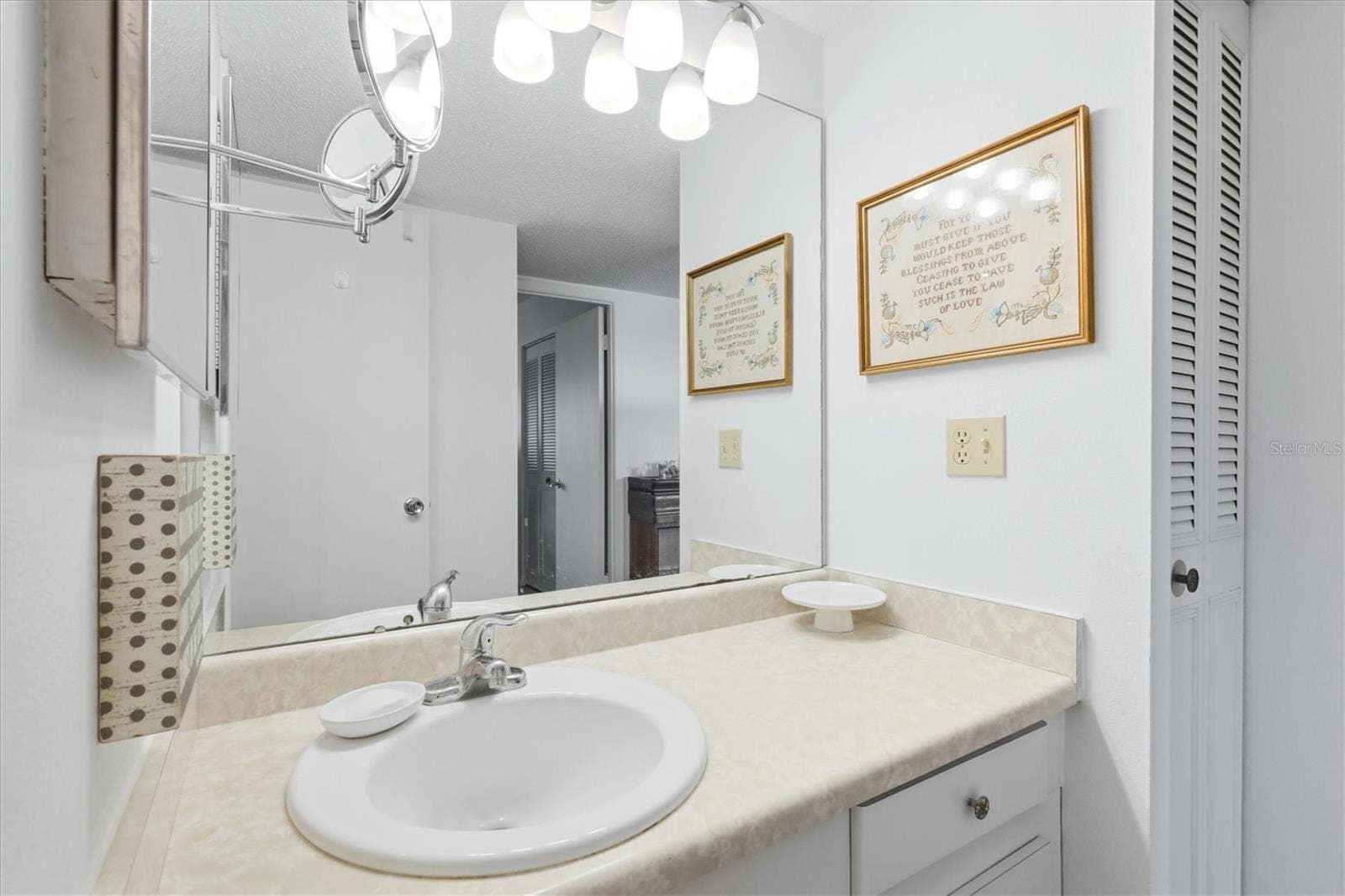 4440 IRONWOOD CIRCLE, #409D, Bradenton, FL 34209 4440 IRONWOOD CIRCLE, #409D, Bradenton, FL 34209