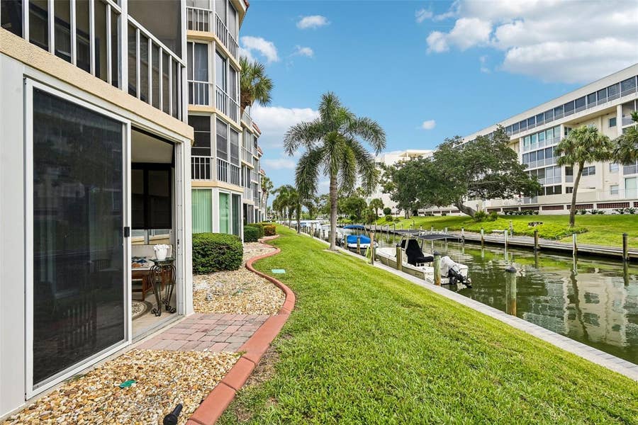 Property photo for 1300 N PORTOFINO DRIVE, #105, Sarasota, FL
