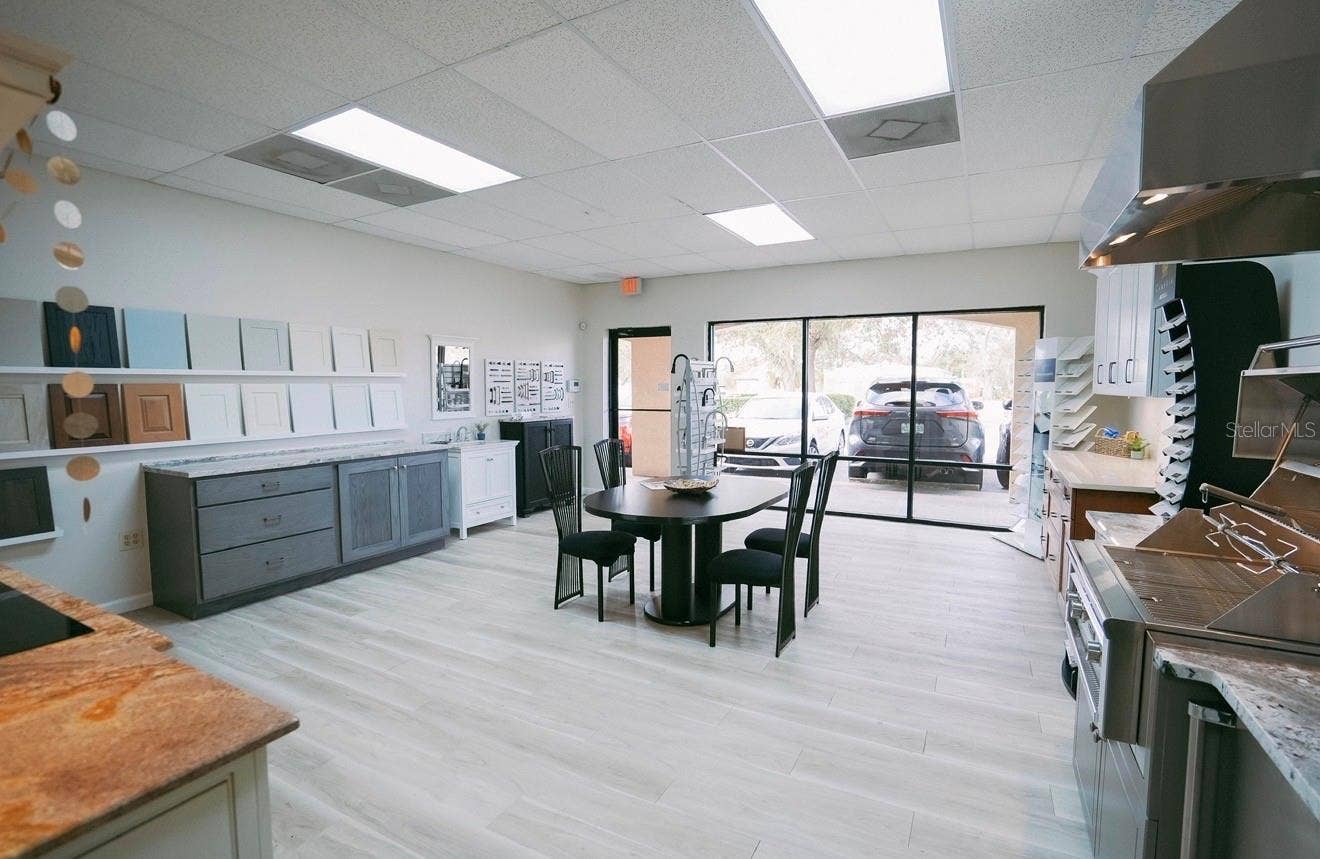 2120 MANATEE AVENUE E, Bradenton, FL 34208 2120 MANATEE AVENUE E, Bradenton, FL 34208