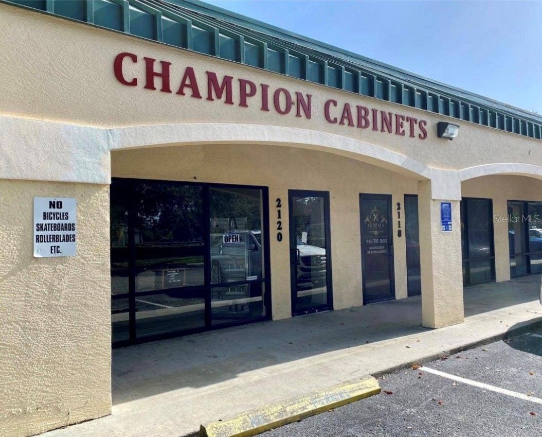 2120 MANATEE AVENUE E, Bradenton, FL 34208 2120 MANATEE AVENUE E, Bradenton, FL 34208