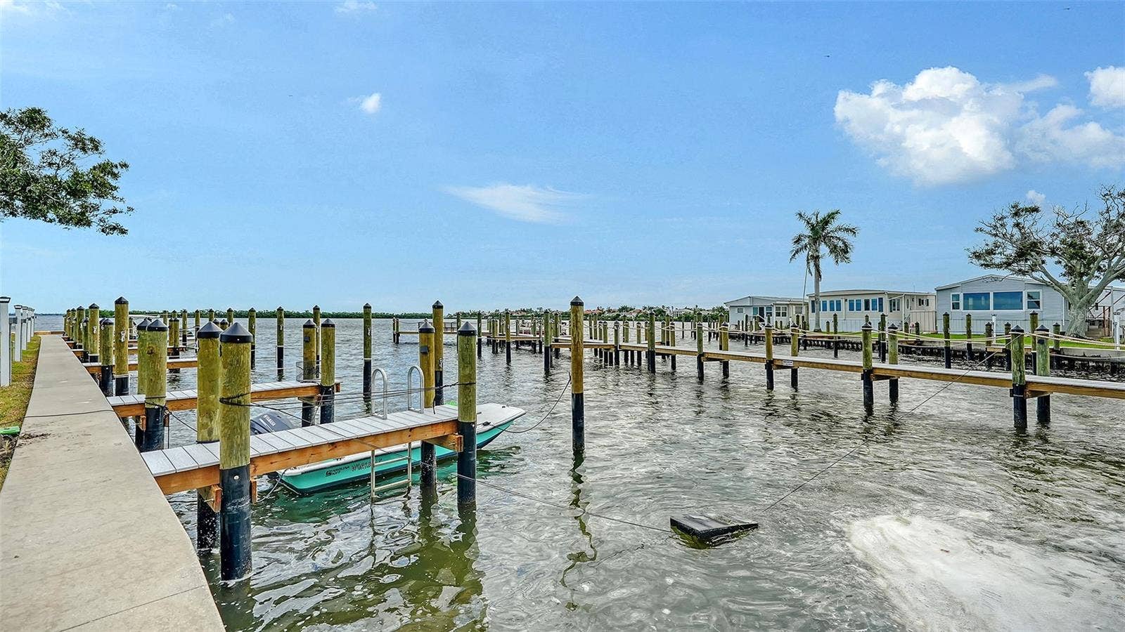NEW Marina with community boatslips