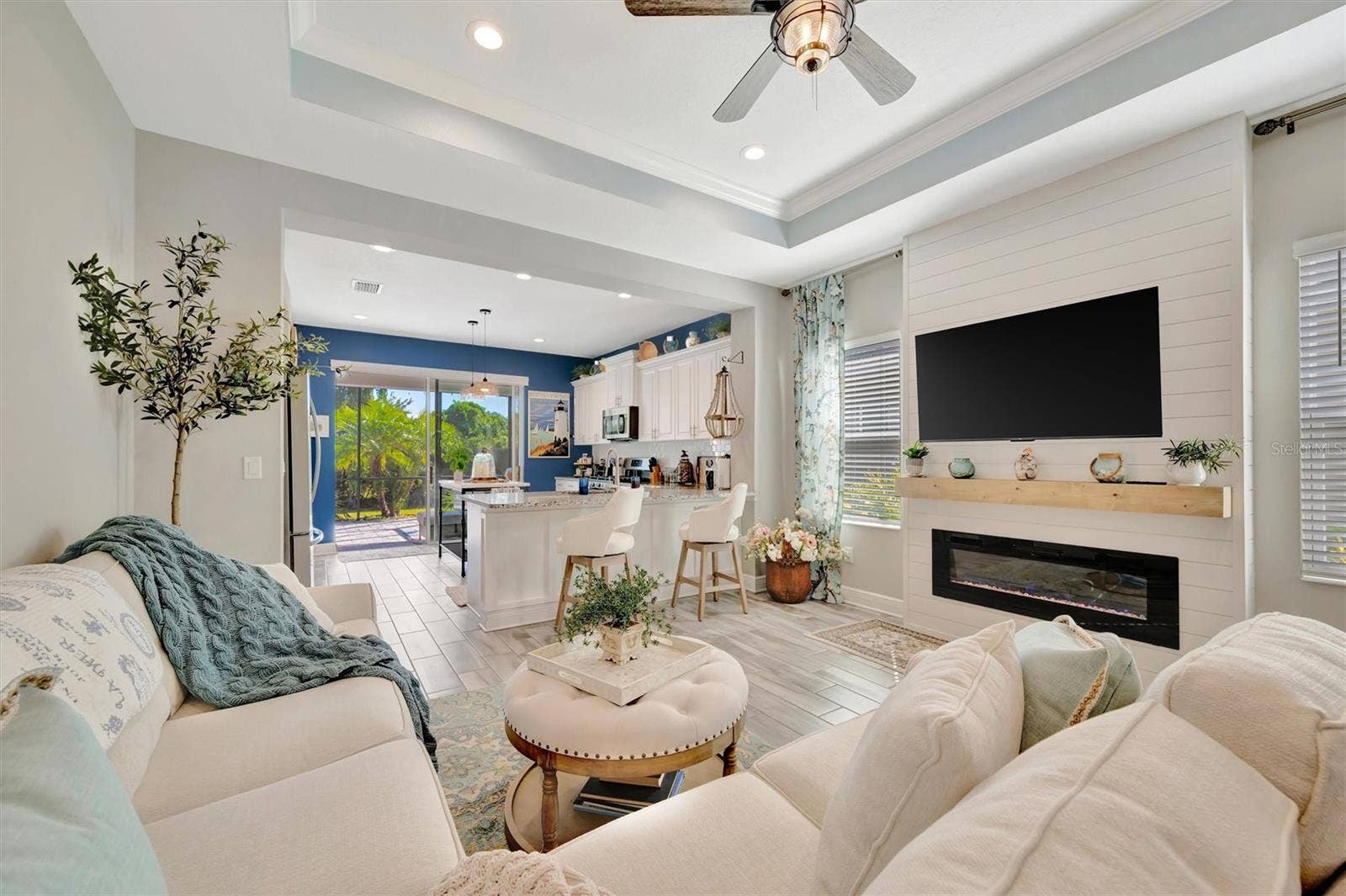 11115 SAND PINE LANE, Parrish, FL 34219 Custom fireplace wall