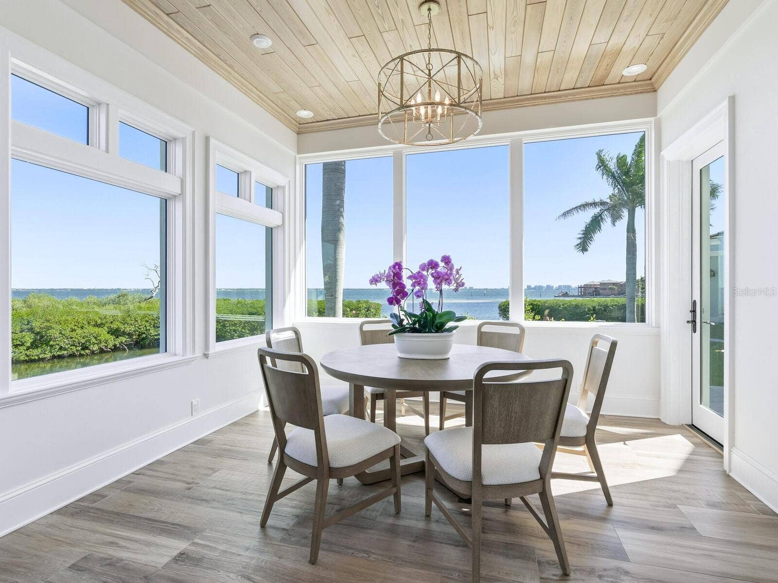560 HARBOR POINT ROAD, Longboat Key, FL 34228