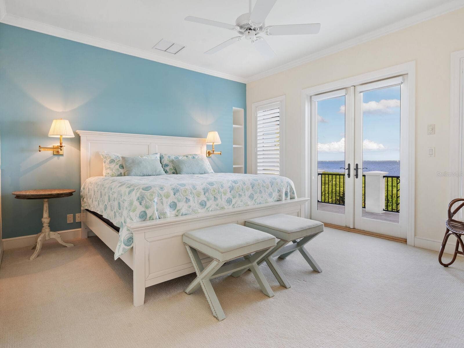 560 HARBOR POINT ROAD, Longboat Key, FL 34228