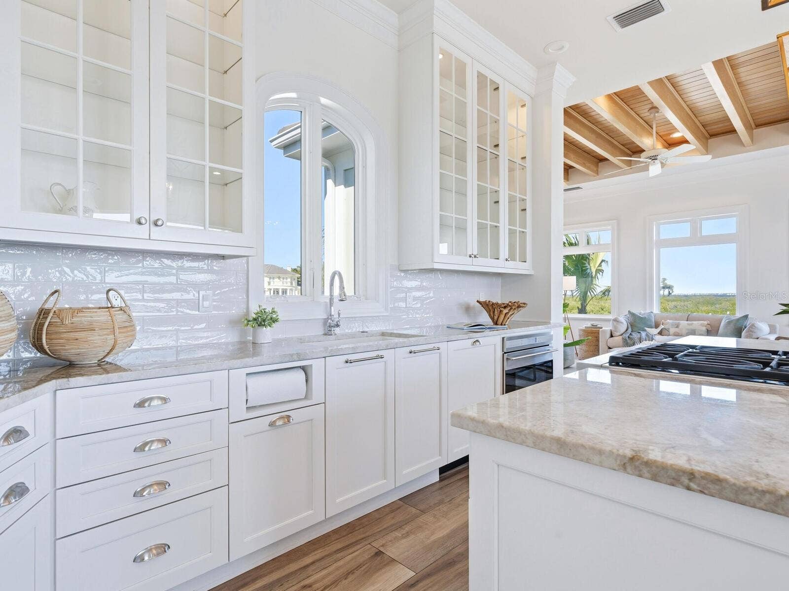560 HARBOR POINT ROAD, Longboat Key, FL 34228