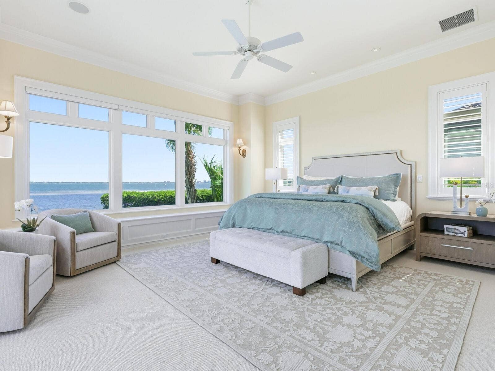 560 HARBOR POINT ROAD, Longboat Key, FL 34228