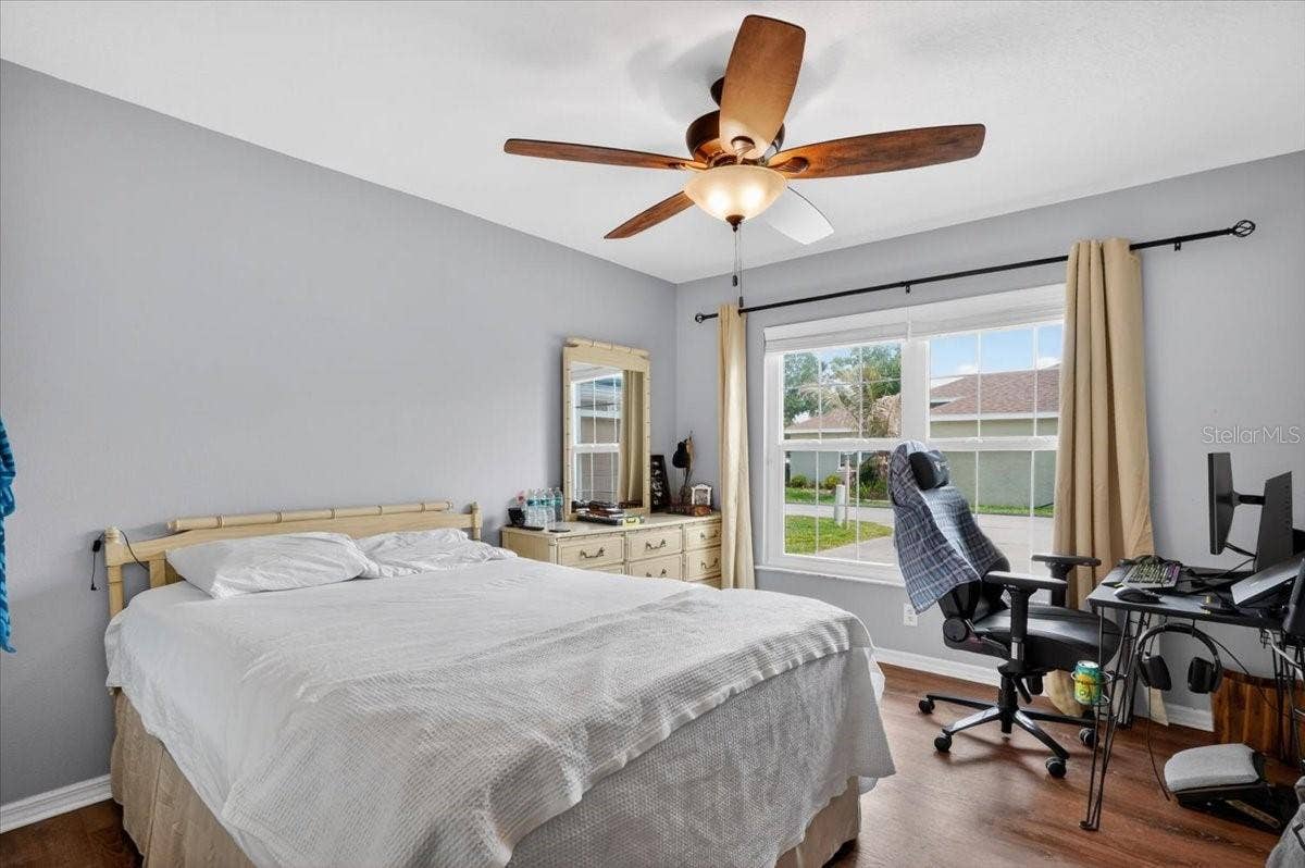1881 SUMMER WALK CIRCLE, Sarasota, FL 34232