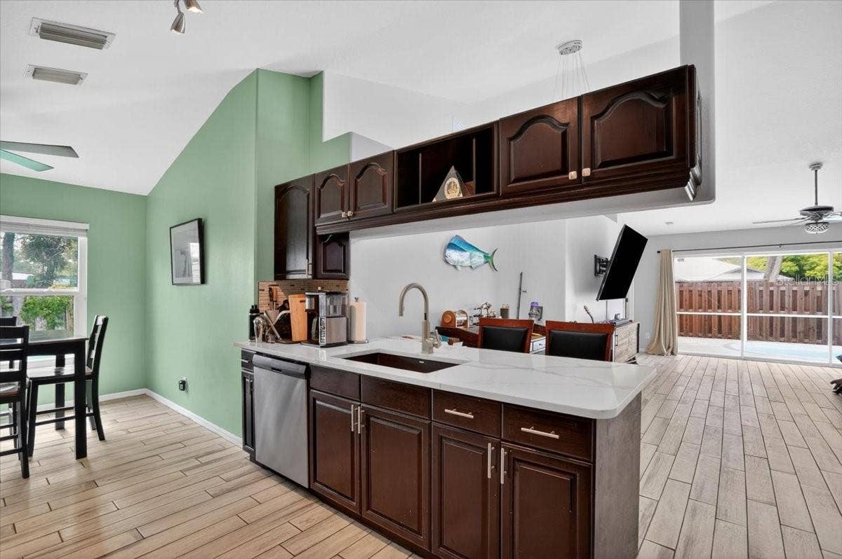 1881 SUMMER WALK CIRCLE, Sarasota, FL 34232