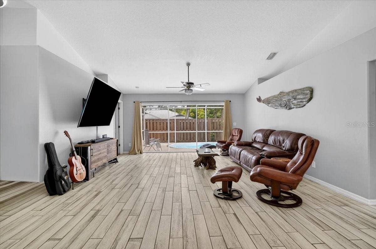 1881 SUMMER WALK CIRCLE, Sarasota, FL 34232