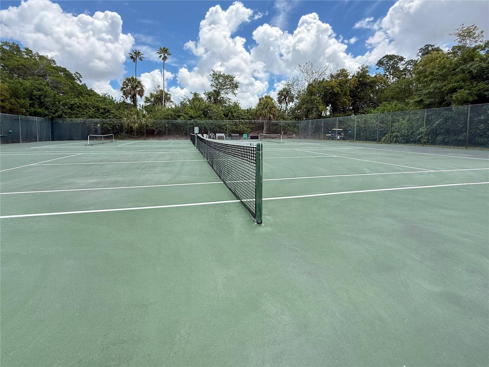 220 LAKEWOOD DRIVE, #220, Bradenton, FL 34210 Tennis/ Pickleball courts.