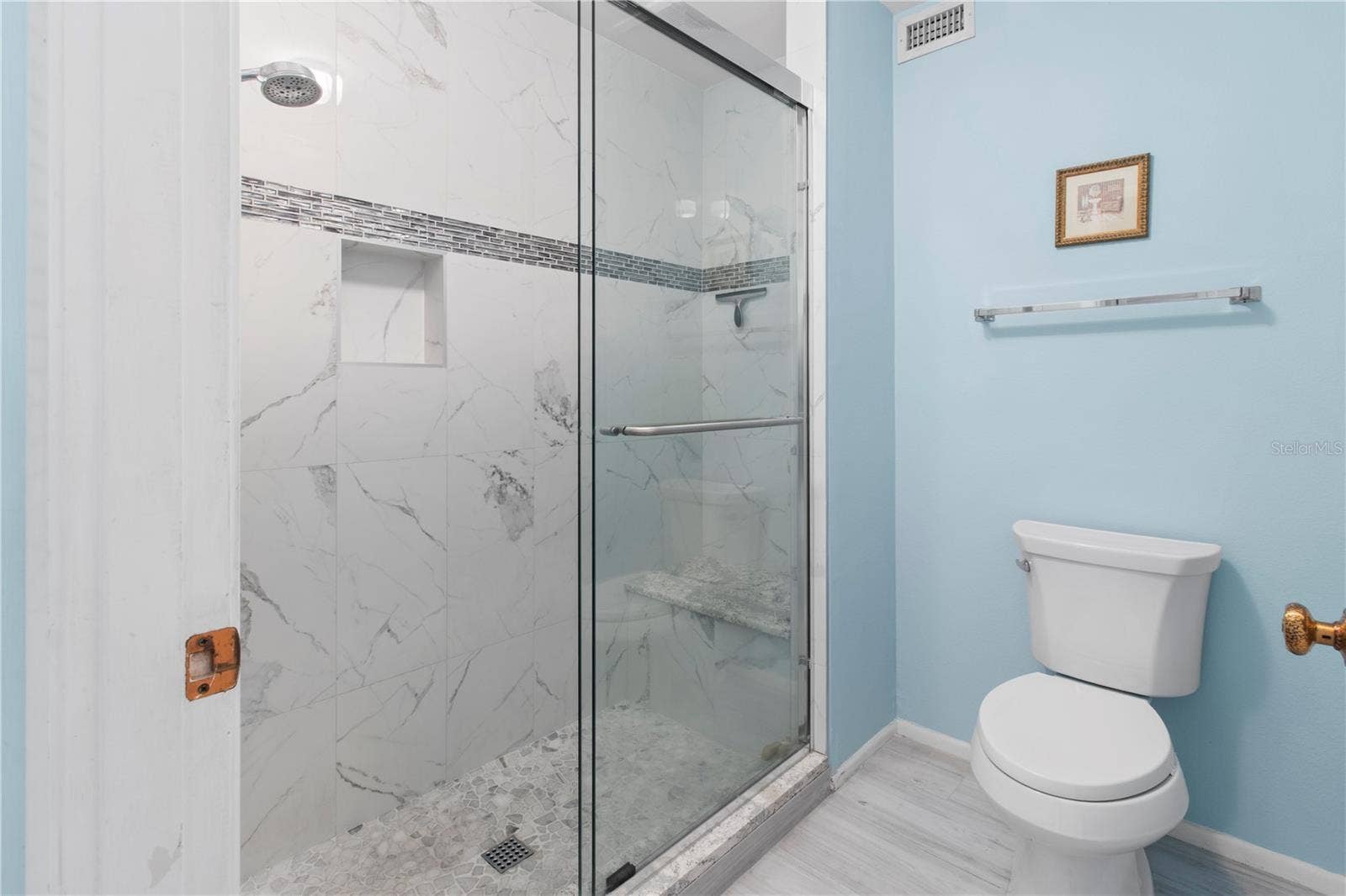 220 LAKEWOOD DRIVE, #220, Bradenton, FL 34210 Master bathroom.
