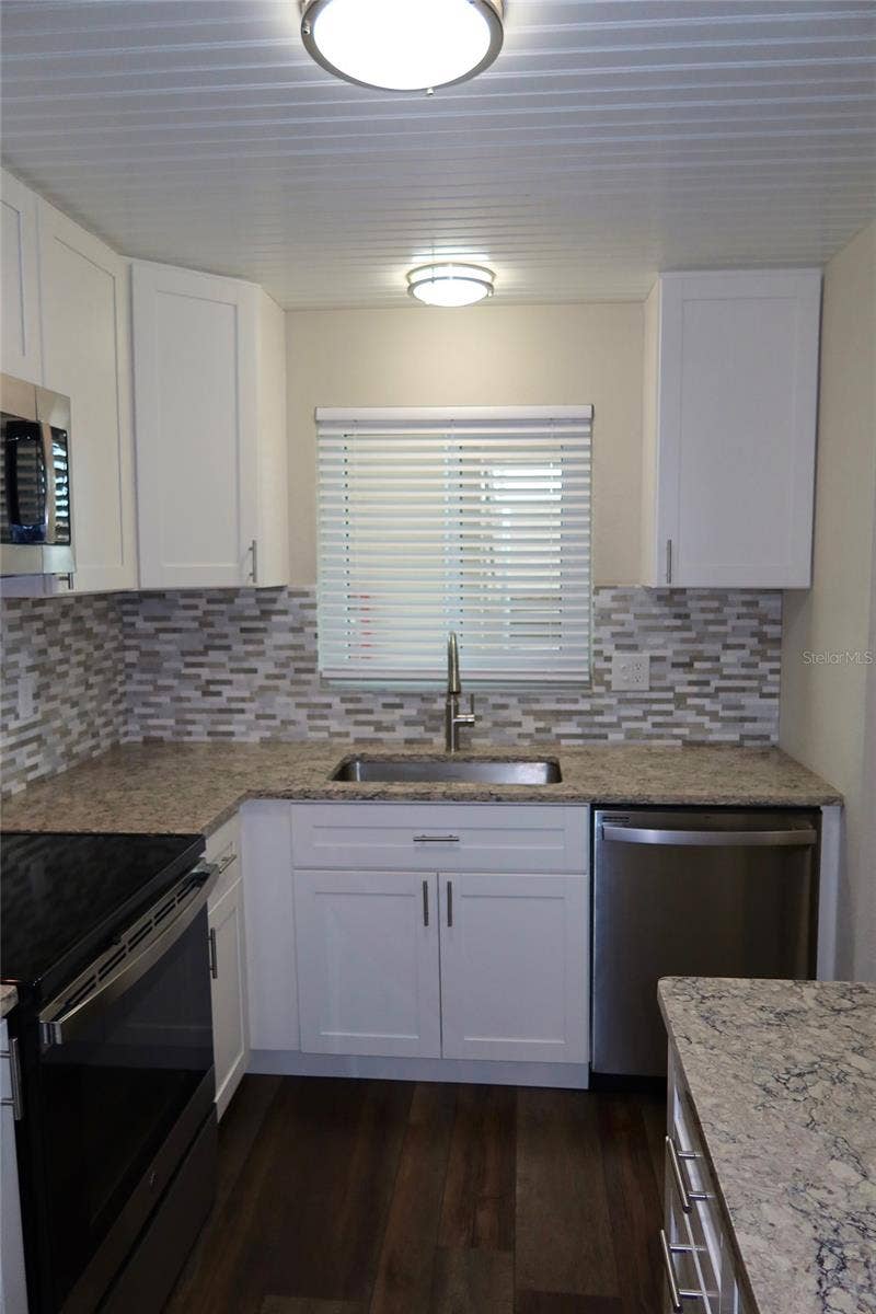 3708 LAKE BAYSHORE DRIVE, #K415, Bradenton, FL 34205 3708 LAKE BAYSHORE DRIVE, #K415, Bradenton, FL 34205