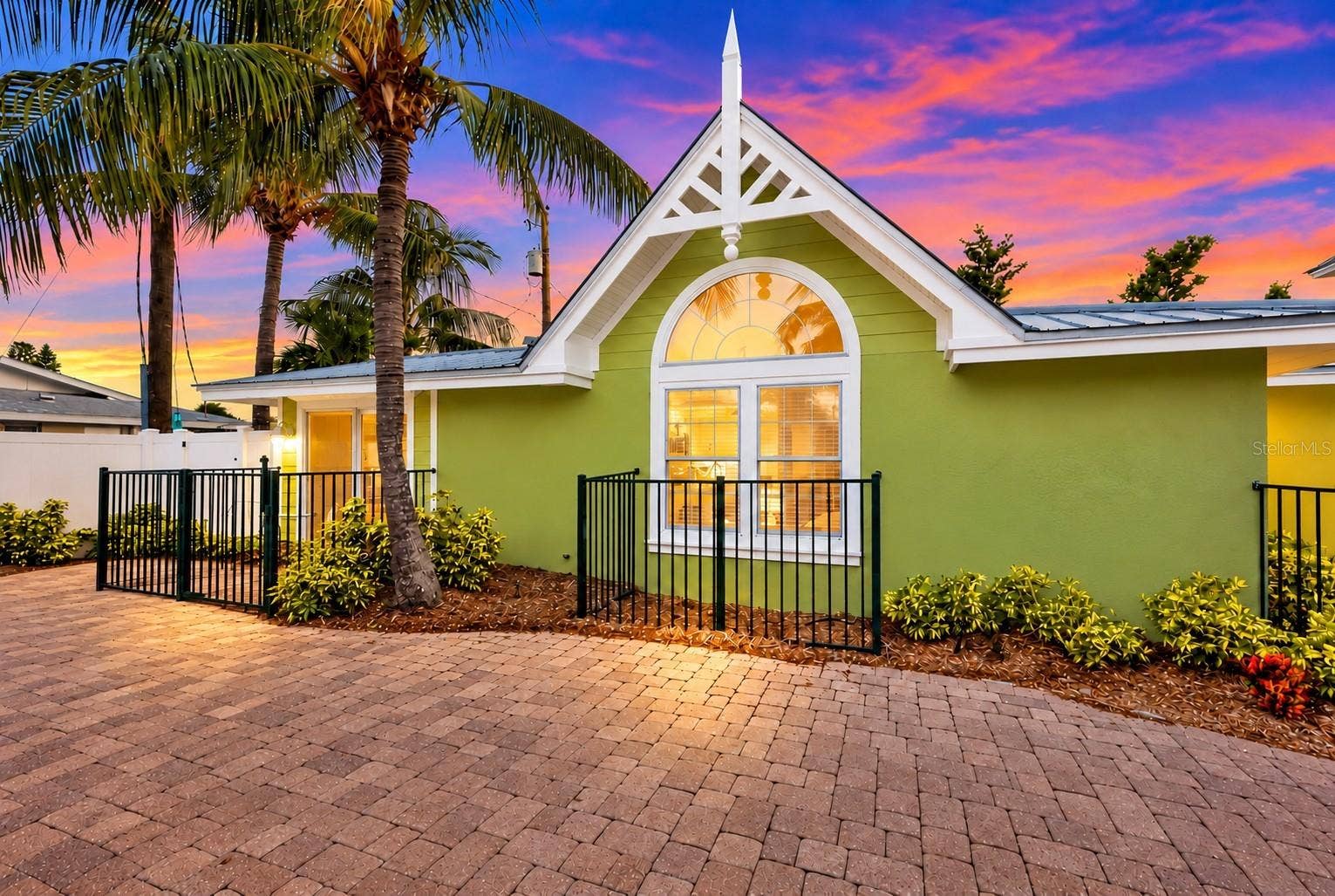 215 67TH STREET, #6, Holmes Beach, FL 34217