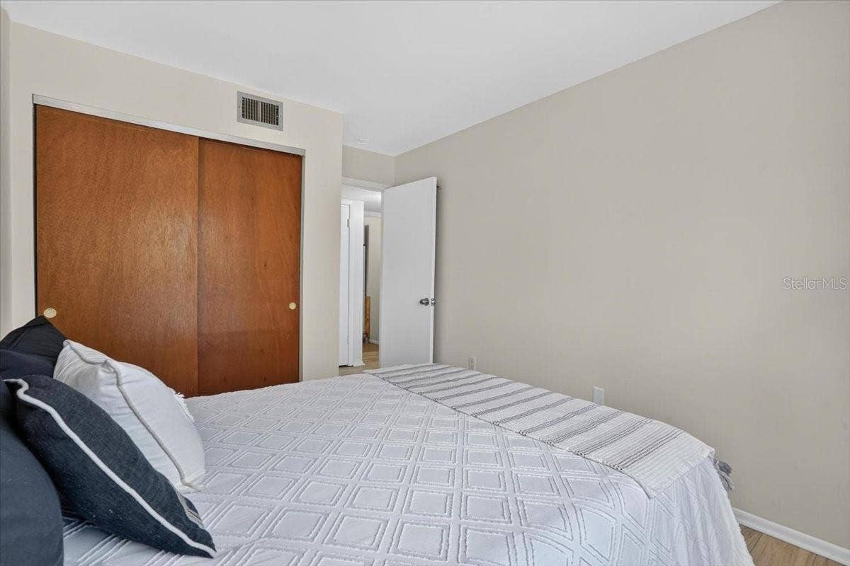 5902 PALM LANE, #C24, Bradenton, FL 34207