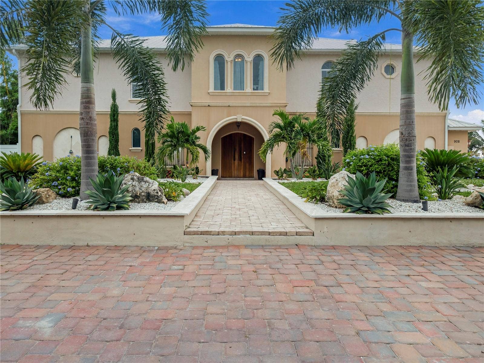 908 BAYSHORE DRIVE, Terra Ceia, FL 34250