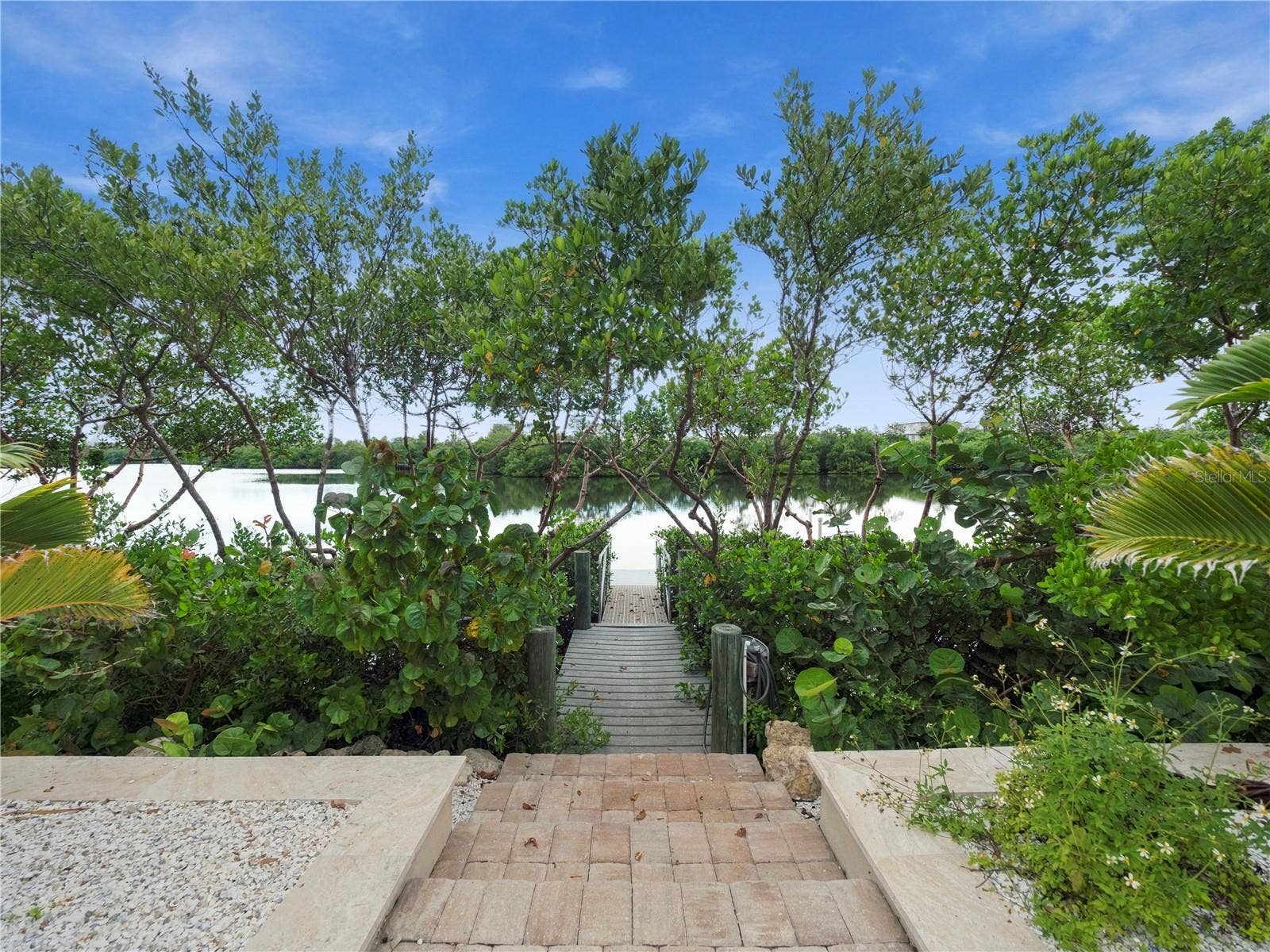 908 BAYSHORE DRIVE, Terra Ceia, FL 34250