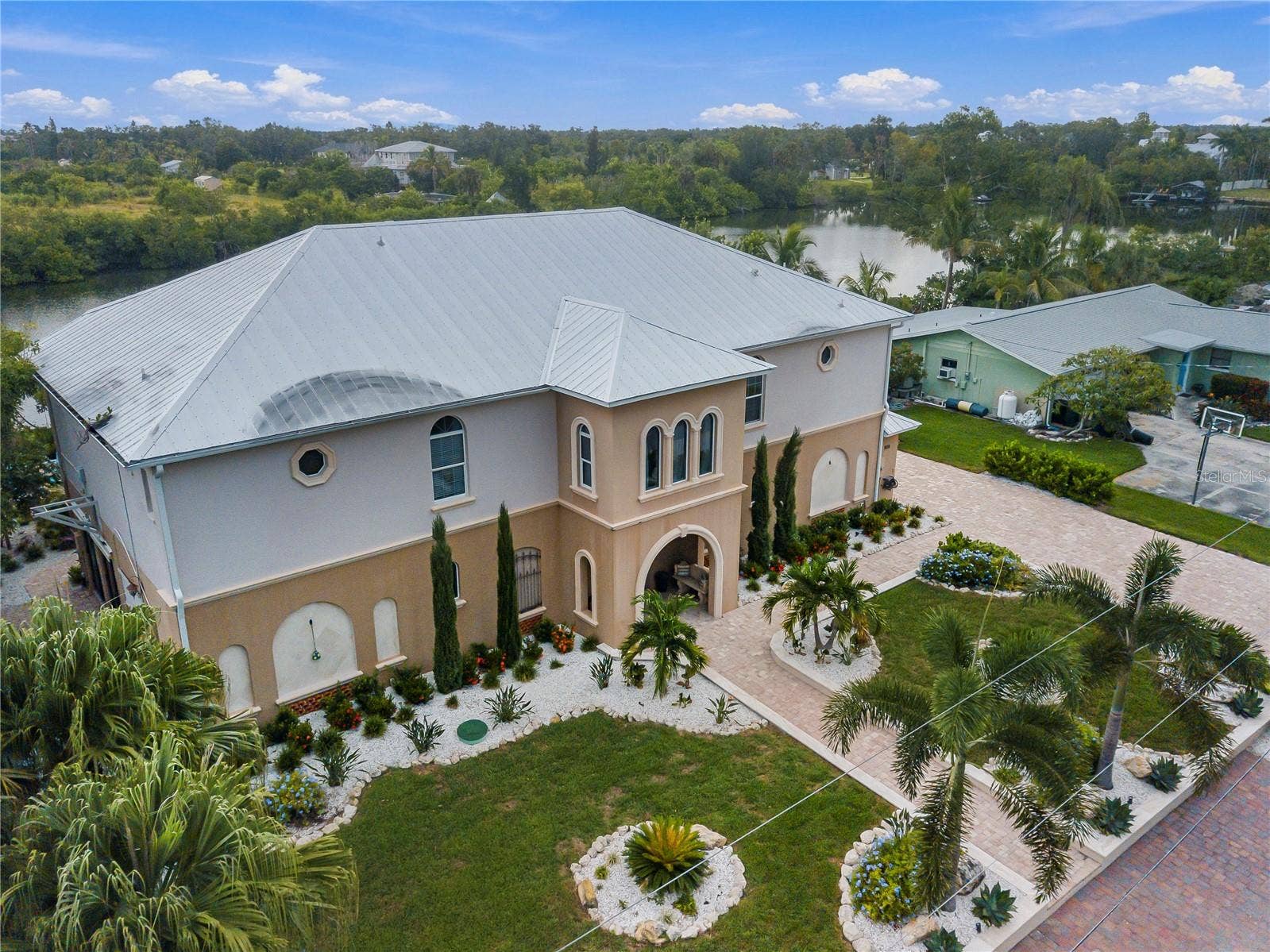 908 BAYSHORE DRIVE, Terra Ceia, FL 34250