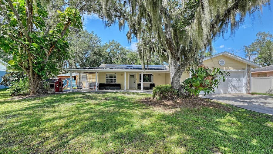 Property photo for 5107 WOODLAWN CIRCLE W, Palmetto, FL