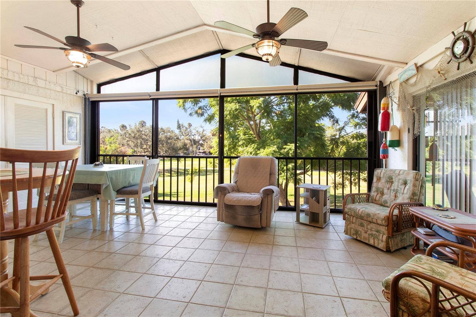 4640 RED MAPLE ROAD, #1208, Bradenton, FL 34210 4640 RED MAPLE ROAD, #1208, Bradenton, FL 34210