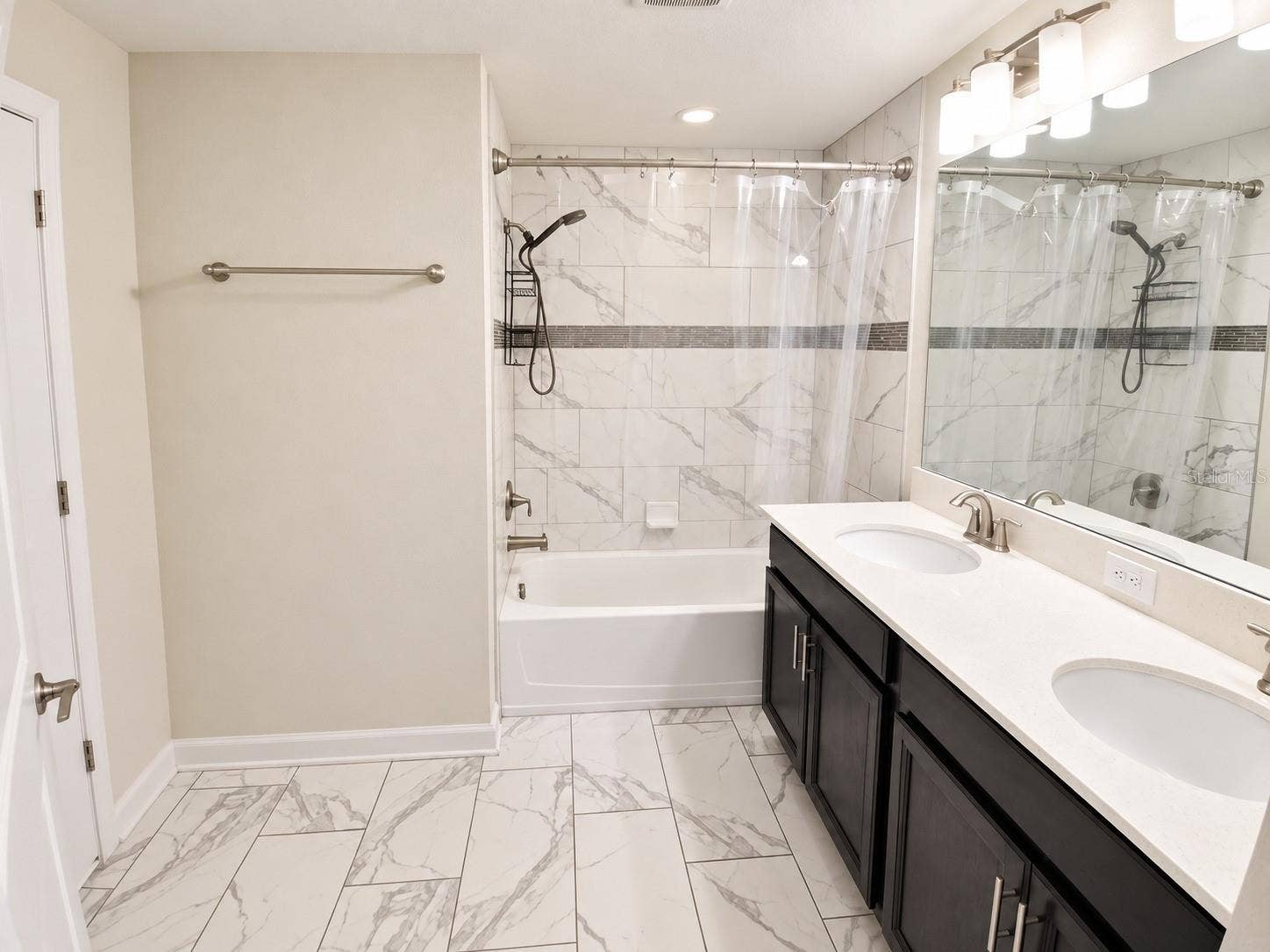 8953 STINGER DRIVE, Davenport, FL 33896 8953 STINGER DRIVE, Davenport, FL 33896