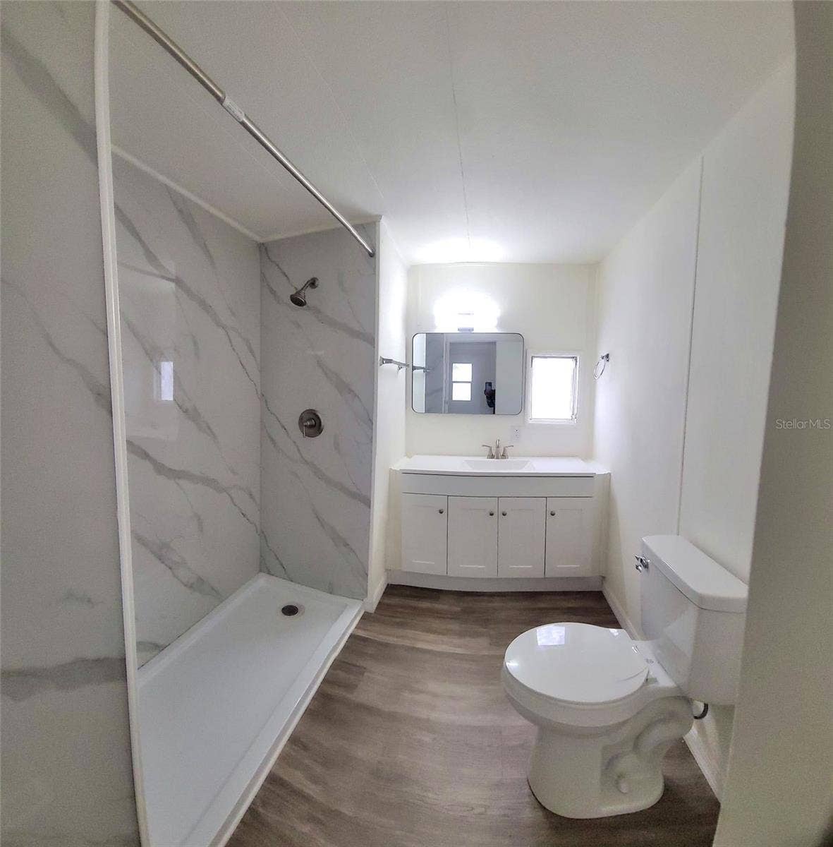 5316 53RD AVENUE E, #E3, Bradenton, FL 34203 Renovated and upgraded bathroom