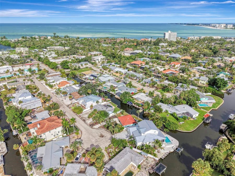 Property photo for 387 AVENIDA MILANO, Sarasota, FL