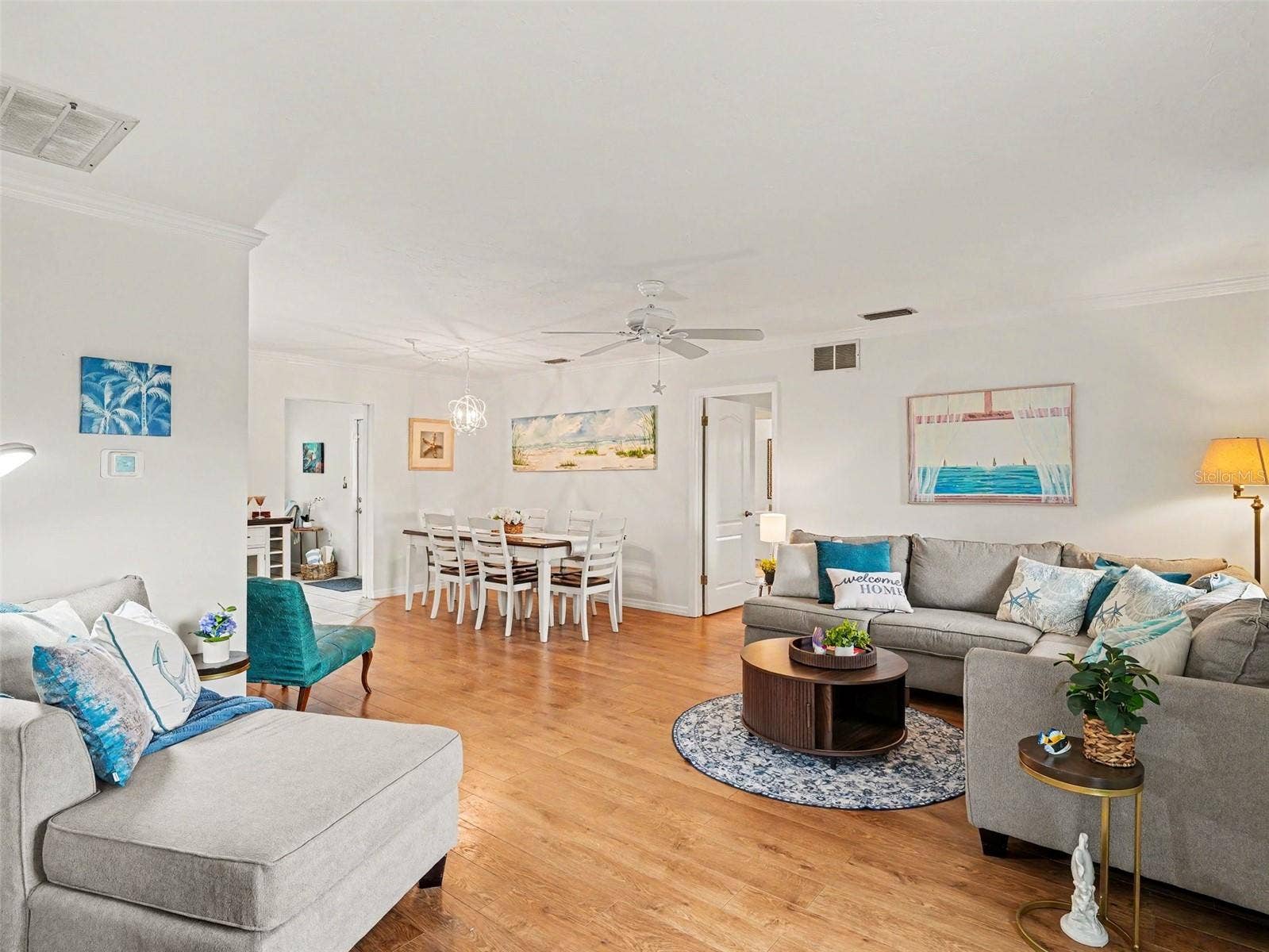 LIVING/DINING/OPEN FLOOR PLAN