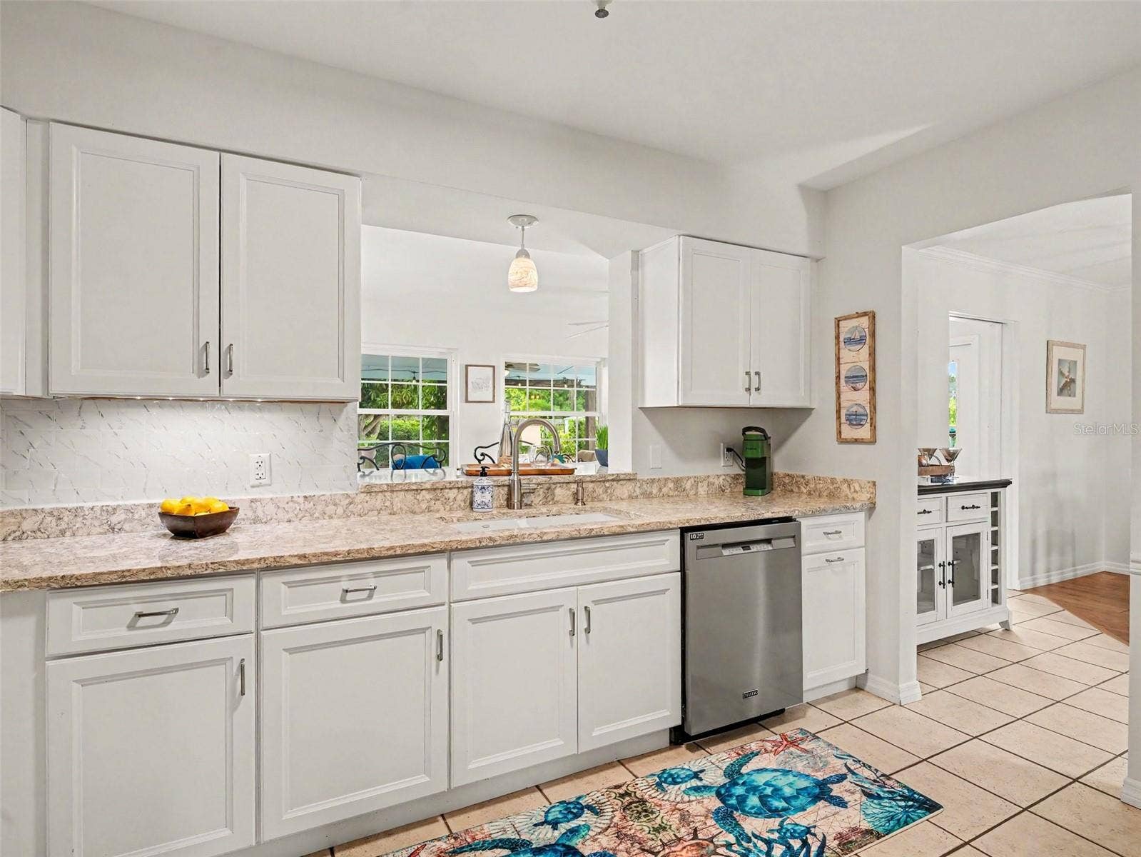 KITCHEN, PASS THROUGH BAR TO FLORIDA ROOM
