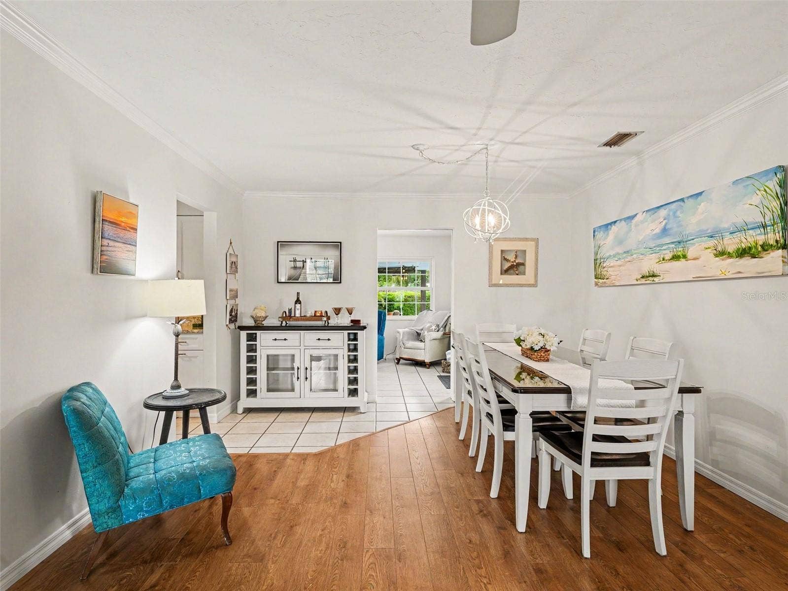 DINING/FLORIDA ROOM TO POOL