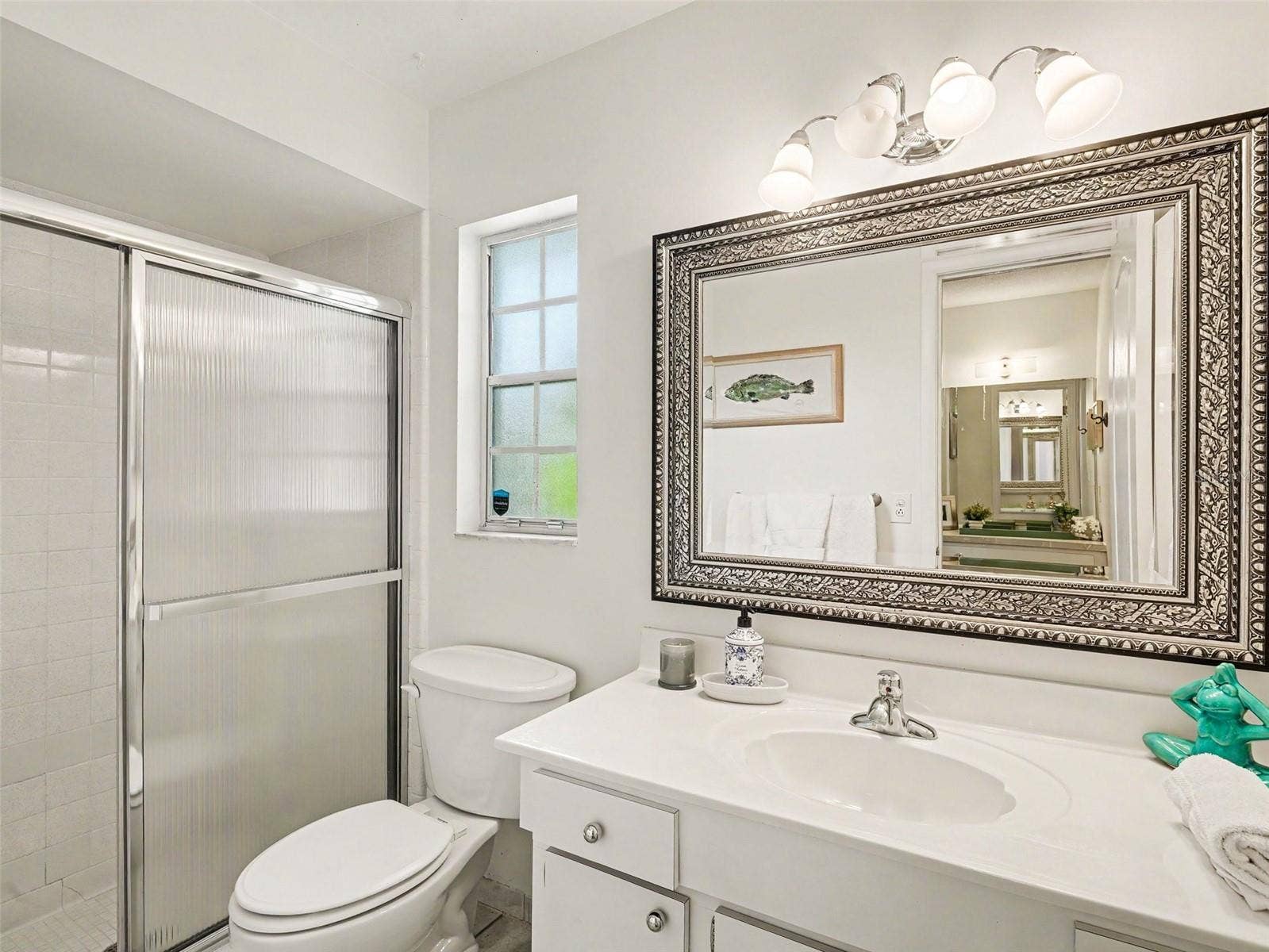 PRIMARY BATH GLASS SHOWER ENCLOSURE