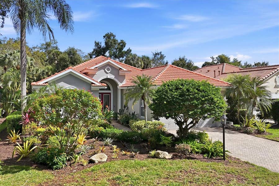 Property photo for 8147 ABINGDON COURT, University Park, FL