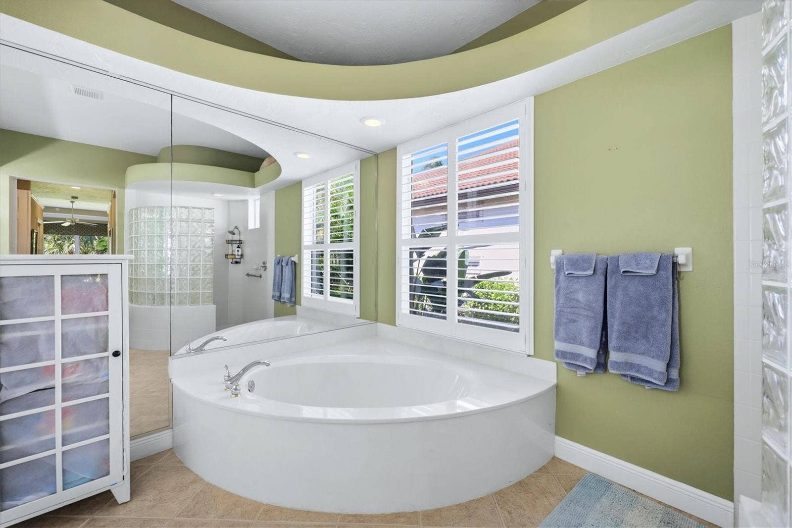 8147 ABINGDON COURT, University Park, FL 34201