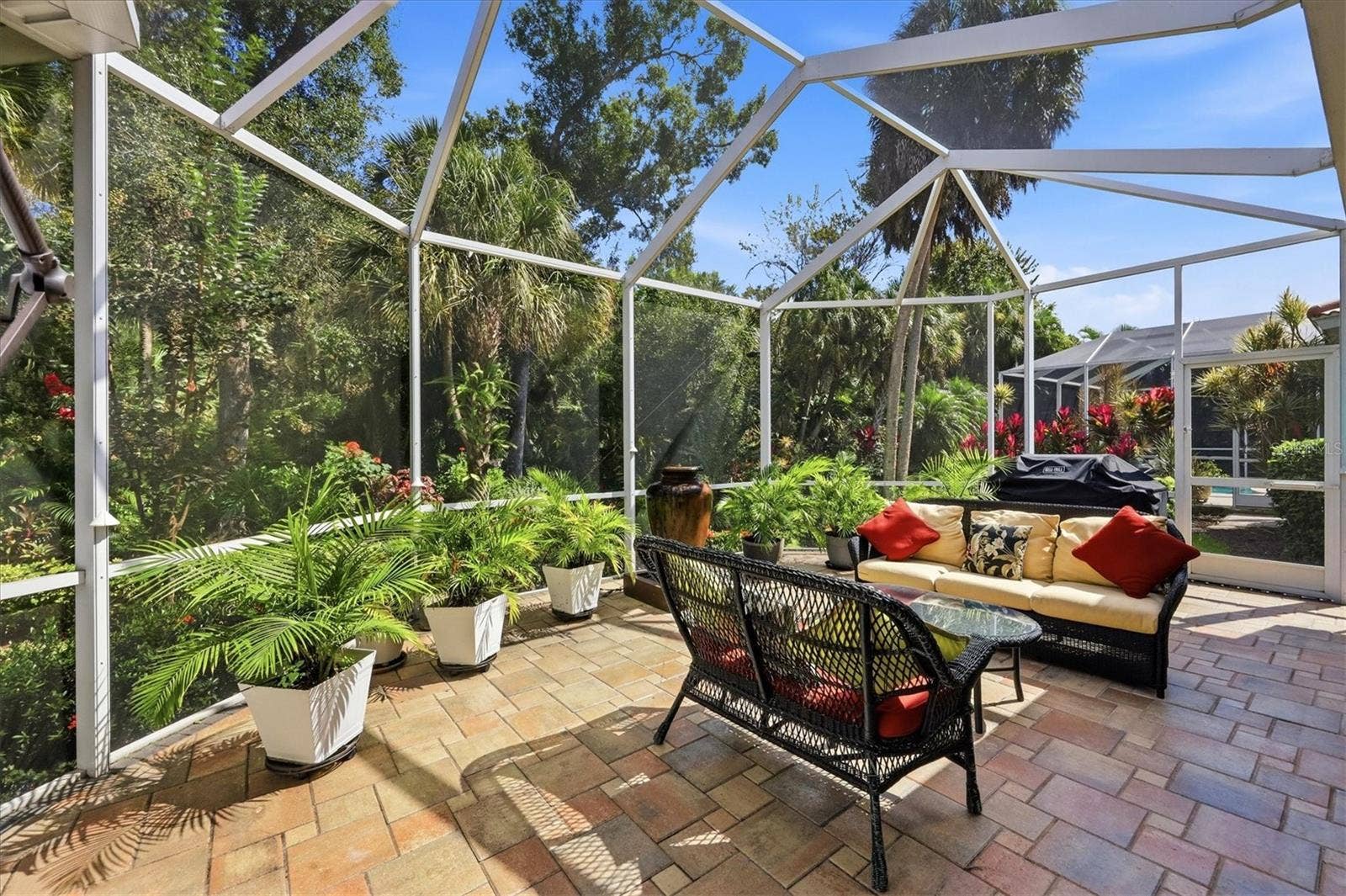 8147 ABINGDON COURT, University Park, FL 34201