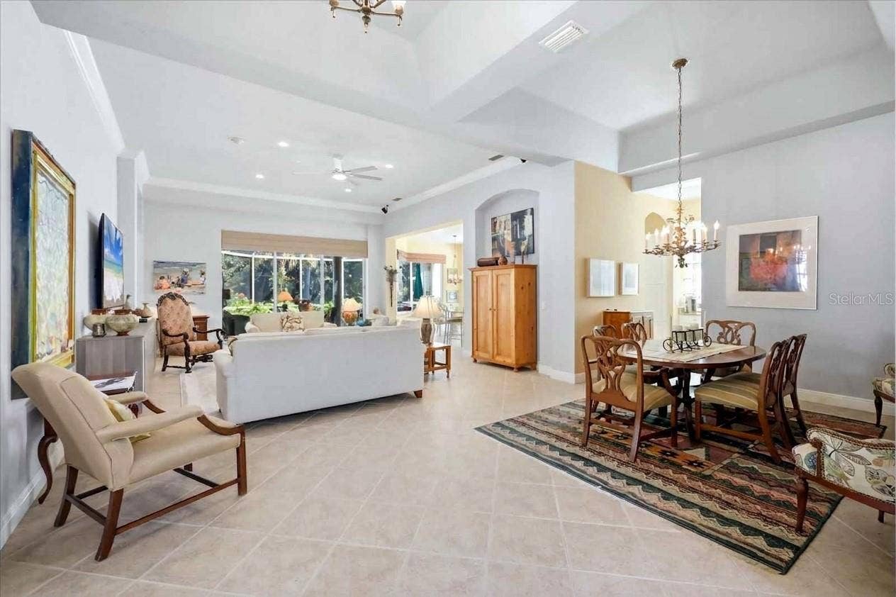 8147 ABINGDON COURT, University Park, FL 34201