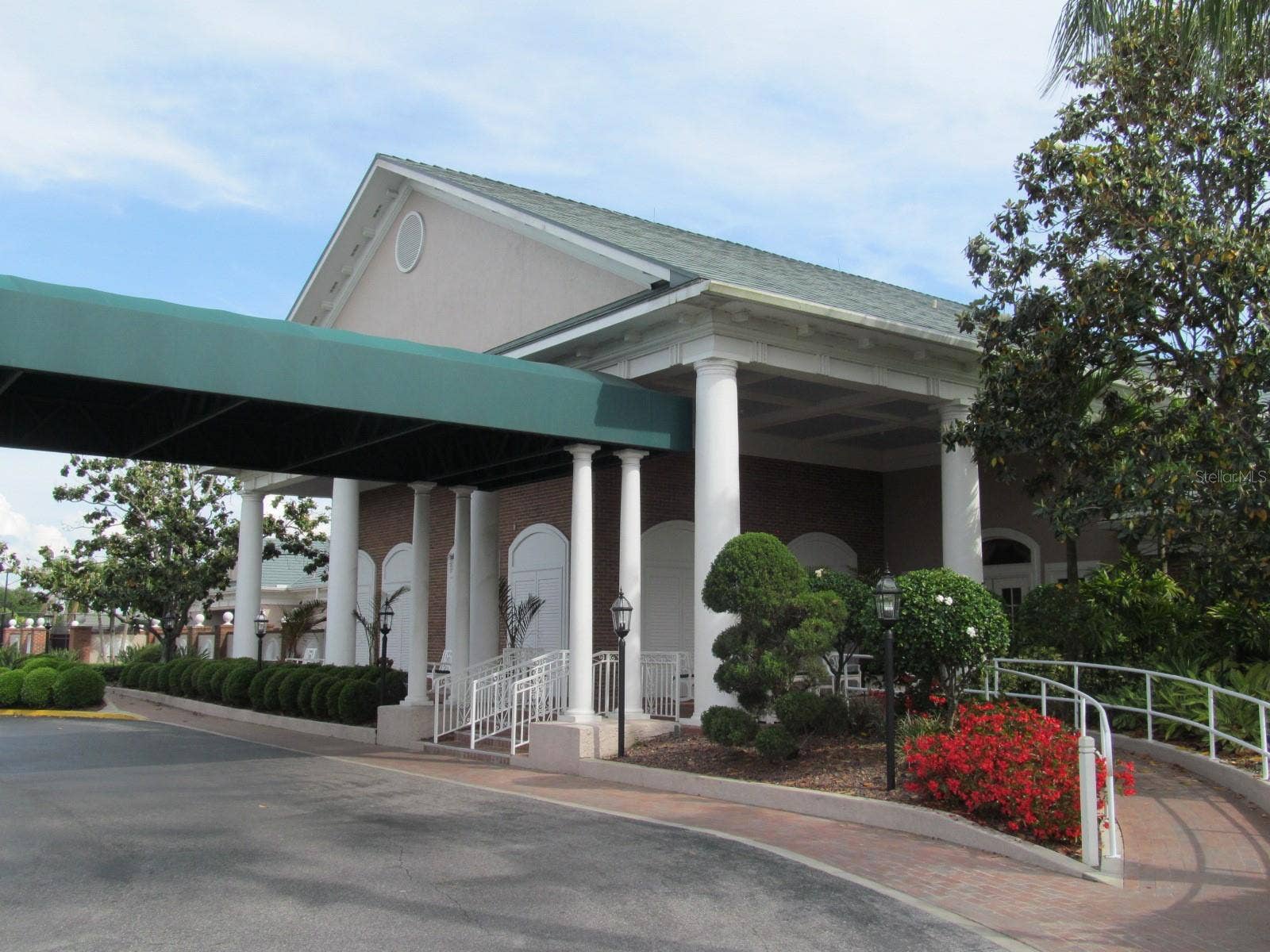 TARA'S CLUBHOUSE