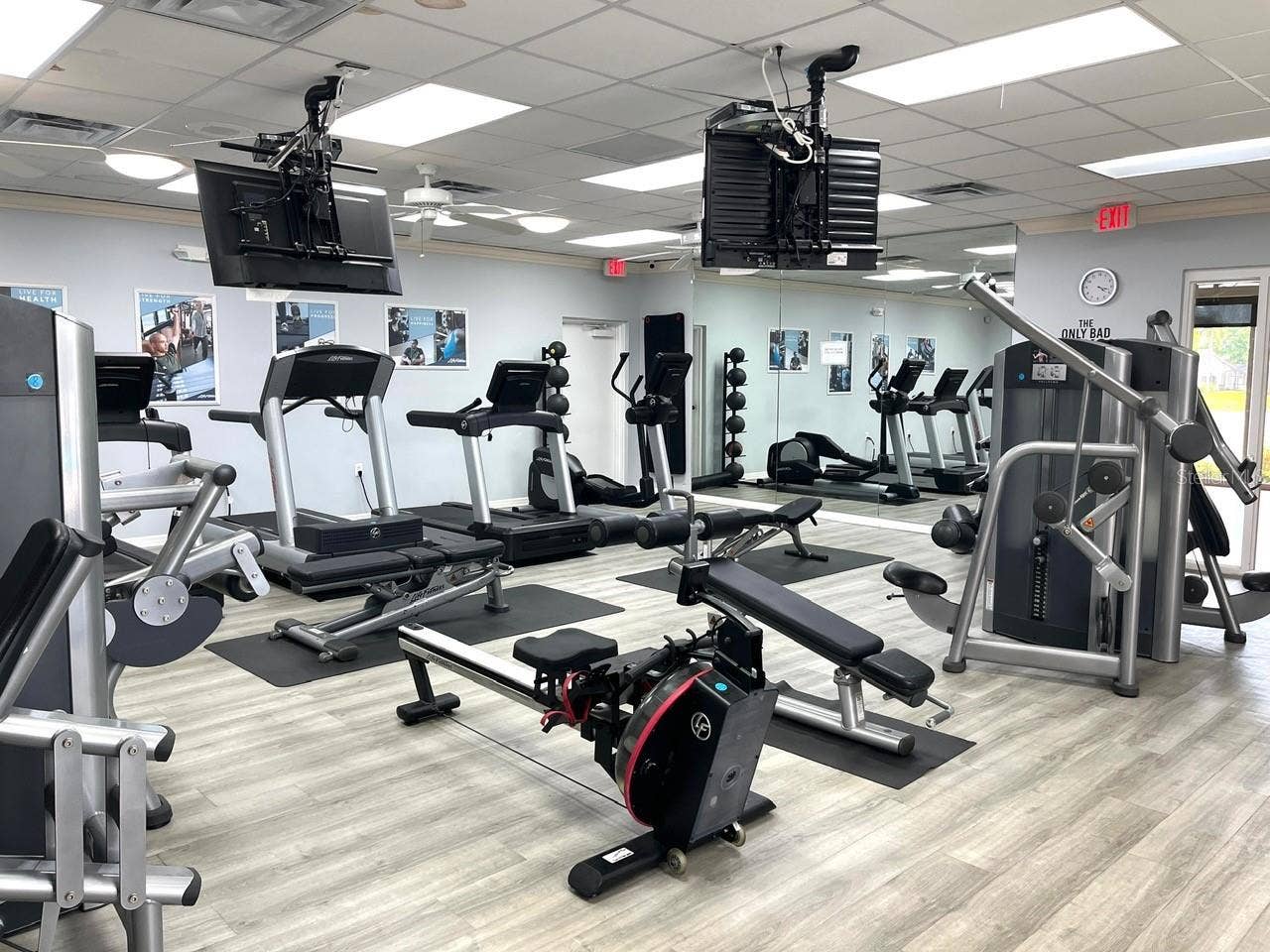 EXERCISE FACILITY WITH STATE OF THE ART EQUIPMENT