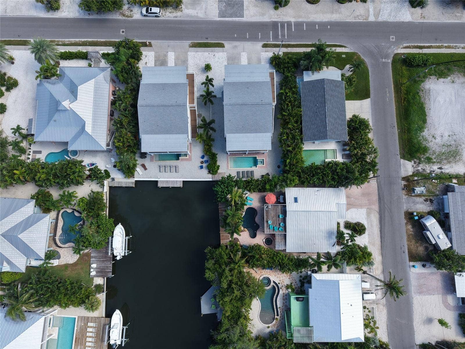 607 S BAY BOULEVARD, Anna Maria, FL 34216