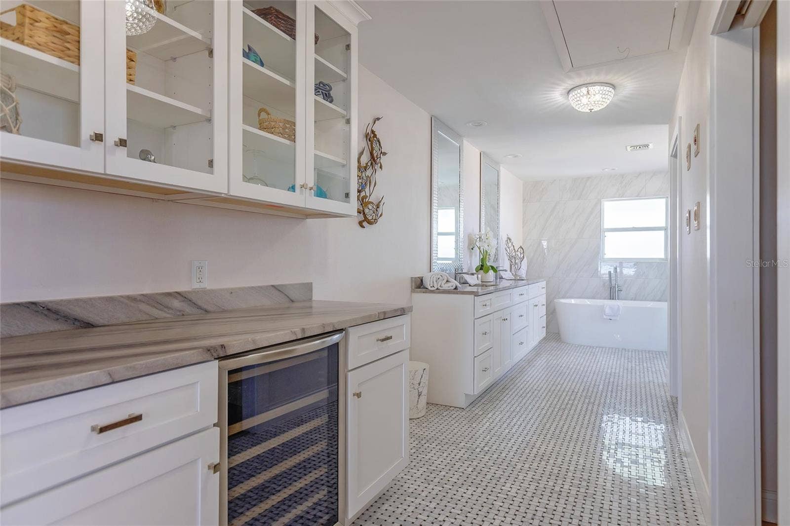 607 S BAY BOULEVARD, Anna Maria, FL 34216