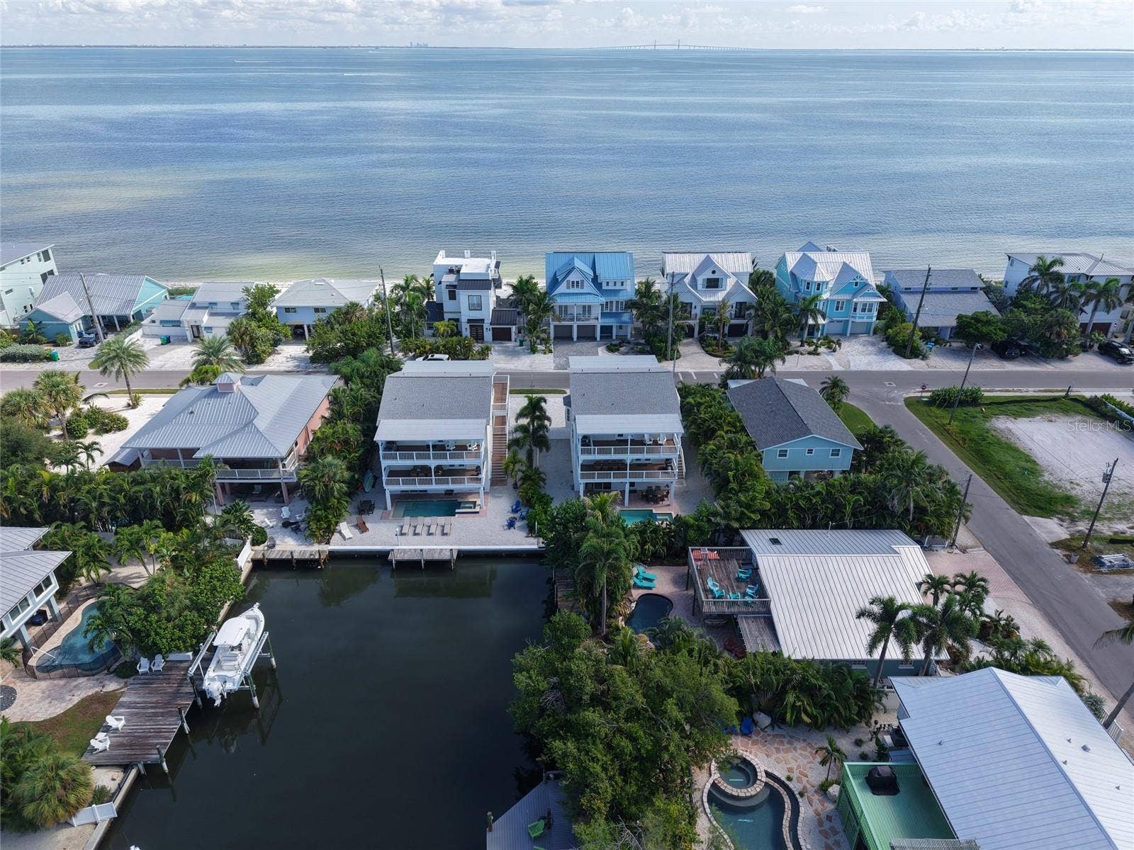 607 S BAY BOULEVARD, Anna Maria, FL 34216