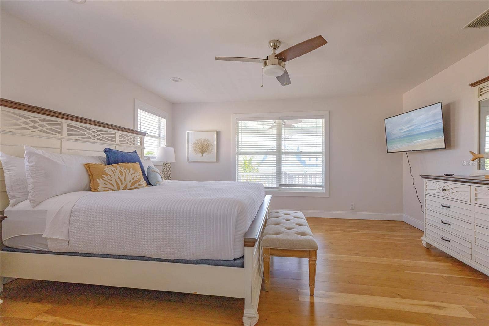 607 S BAY BOULEVARD, Anna Maria, FL 34216