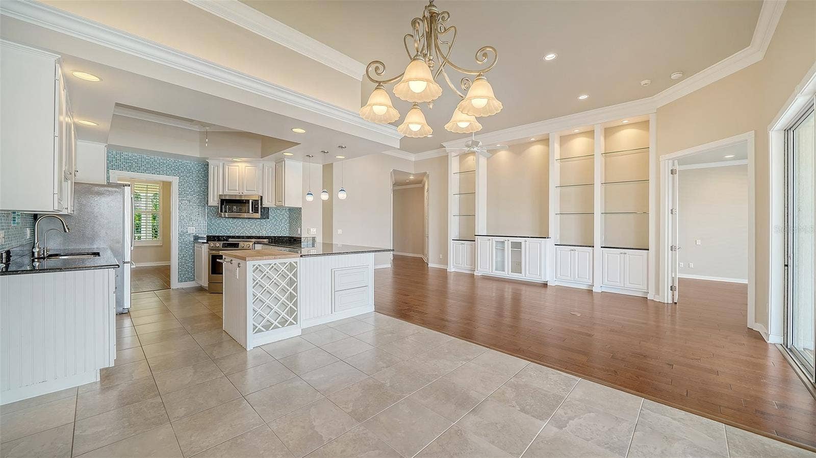 5924 MARIPOSA LANE, Sarasota, FL 34238 5924 MARIPOSA LANE, Sarasota, FL 34238