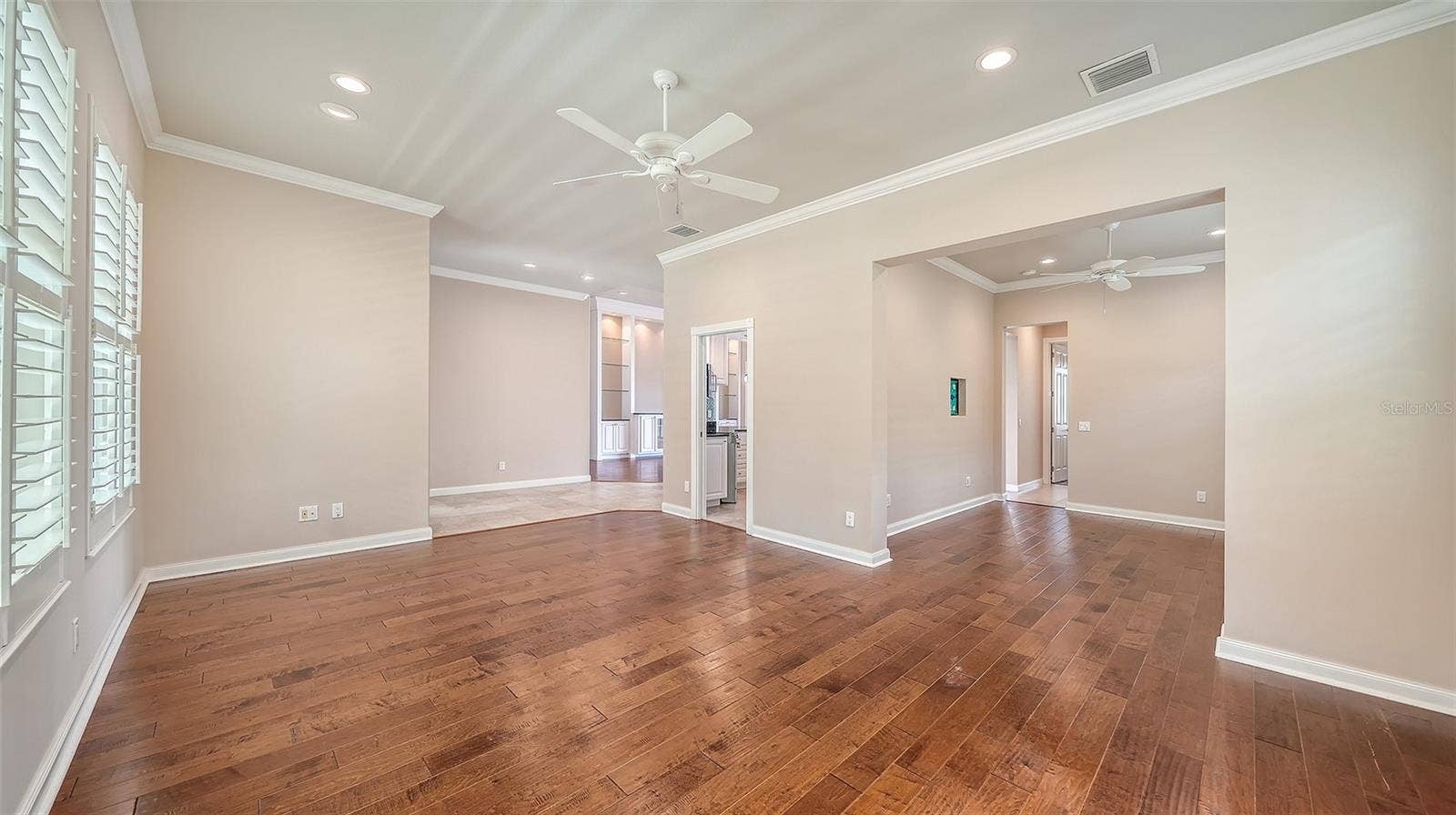 5924 MARIPOSA LANE, Sarasota, FL 34238 5924 MARIPOSA LANE, Sarasota, FL 34238