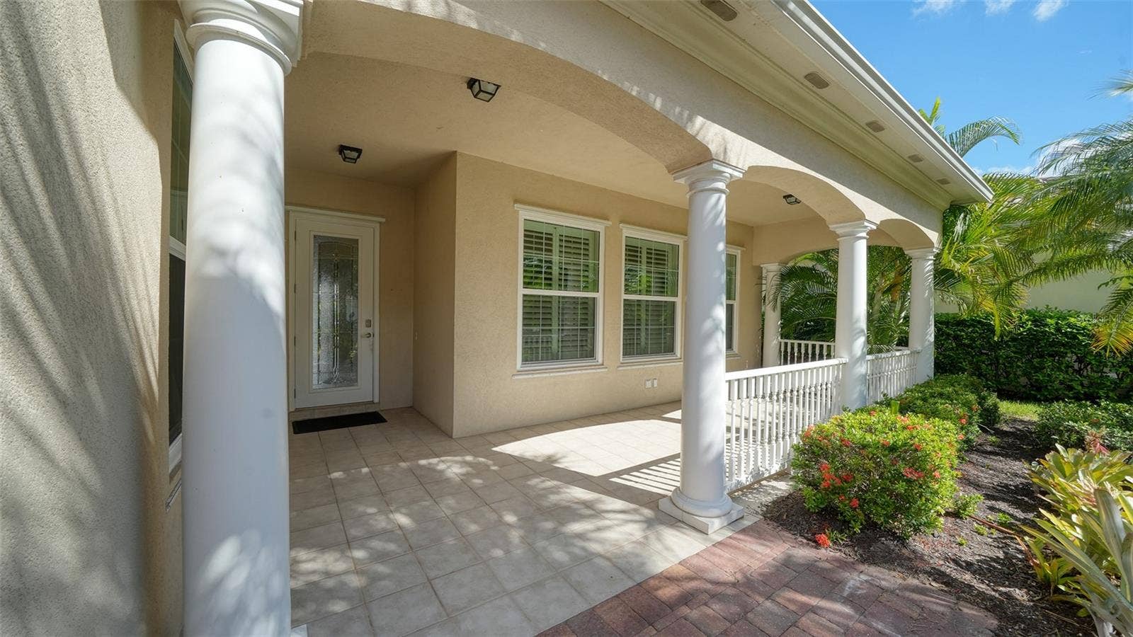 5924 MARIPOSA LANE, Sarasota, FL 34238 5924 MARIPOSA LANE, Sarasota, FL 34238