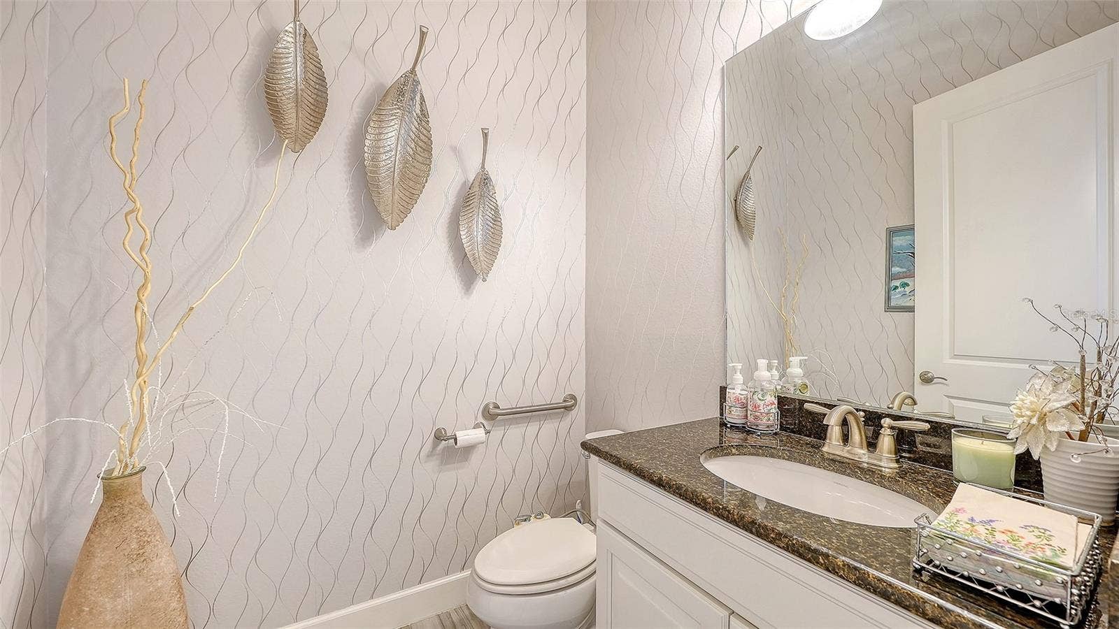 12028 LEGACY ESTATES BOULEVARD, Sarasota, FL 34238 Guest Bath 3