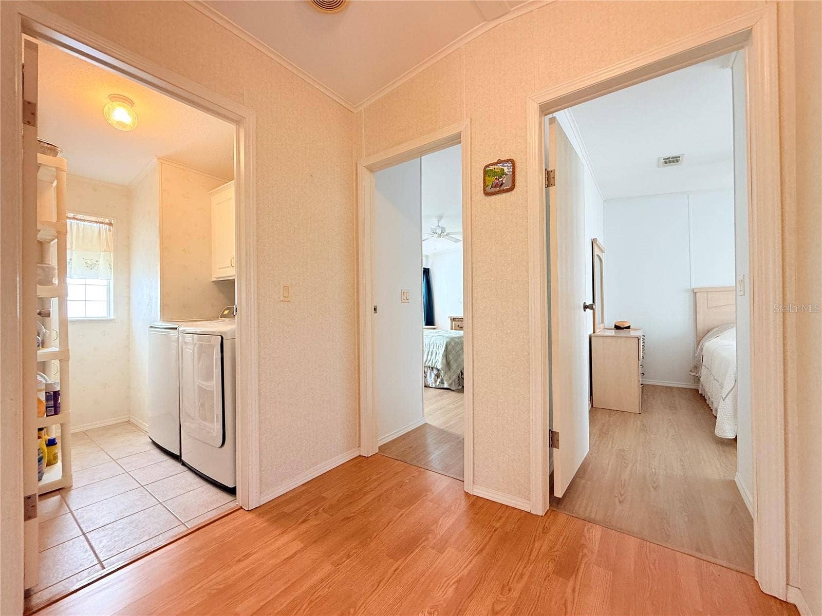 2050 CHAMPION STREET, Sarasota, FL 34231