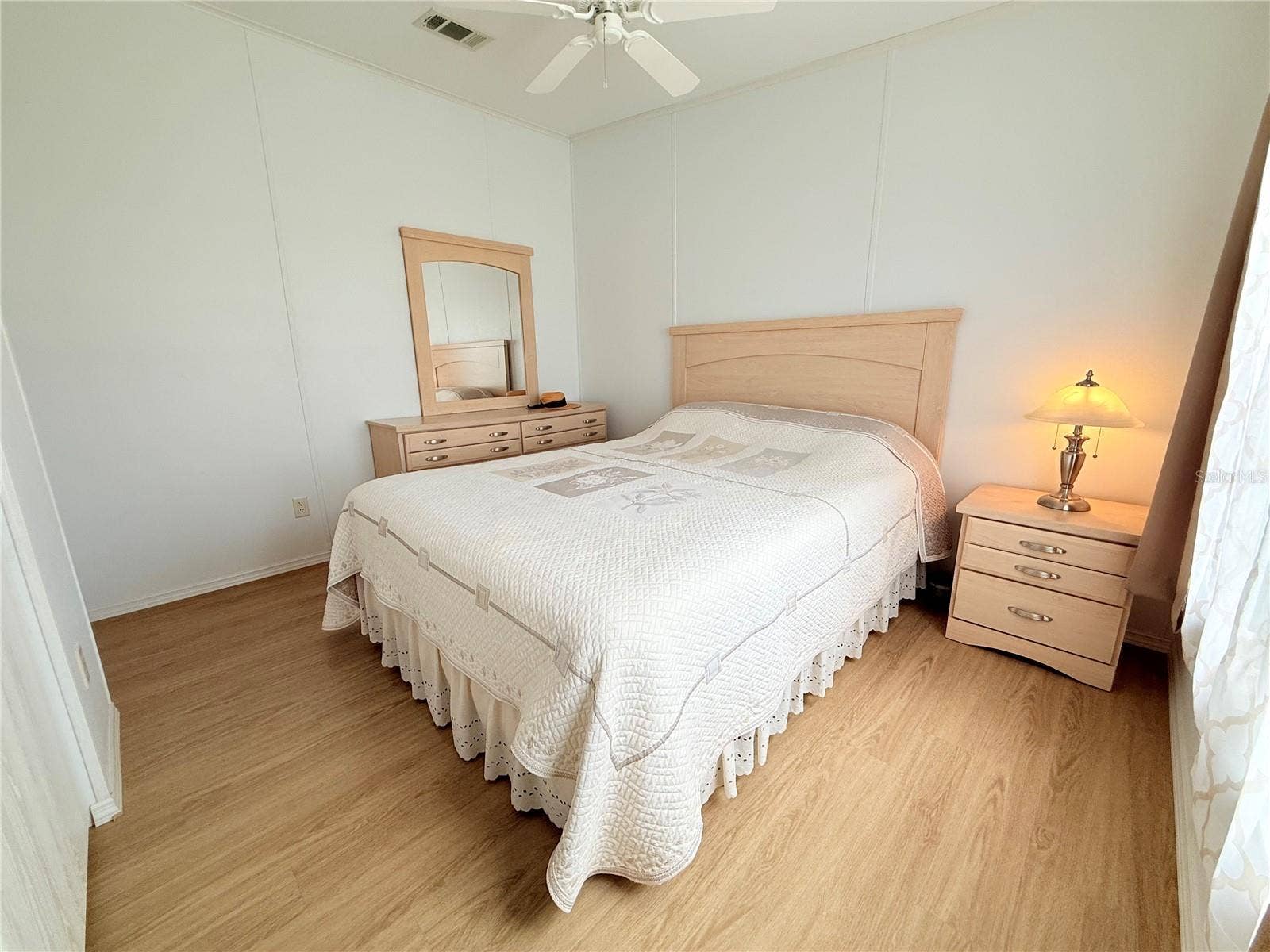 2050 CHAMPION STREET, Sarasota, FL 34231
