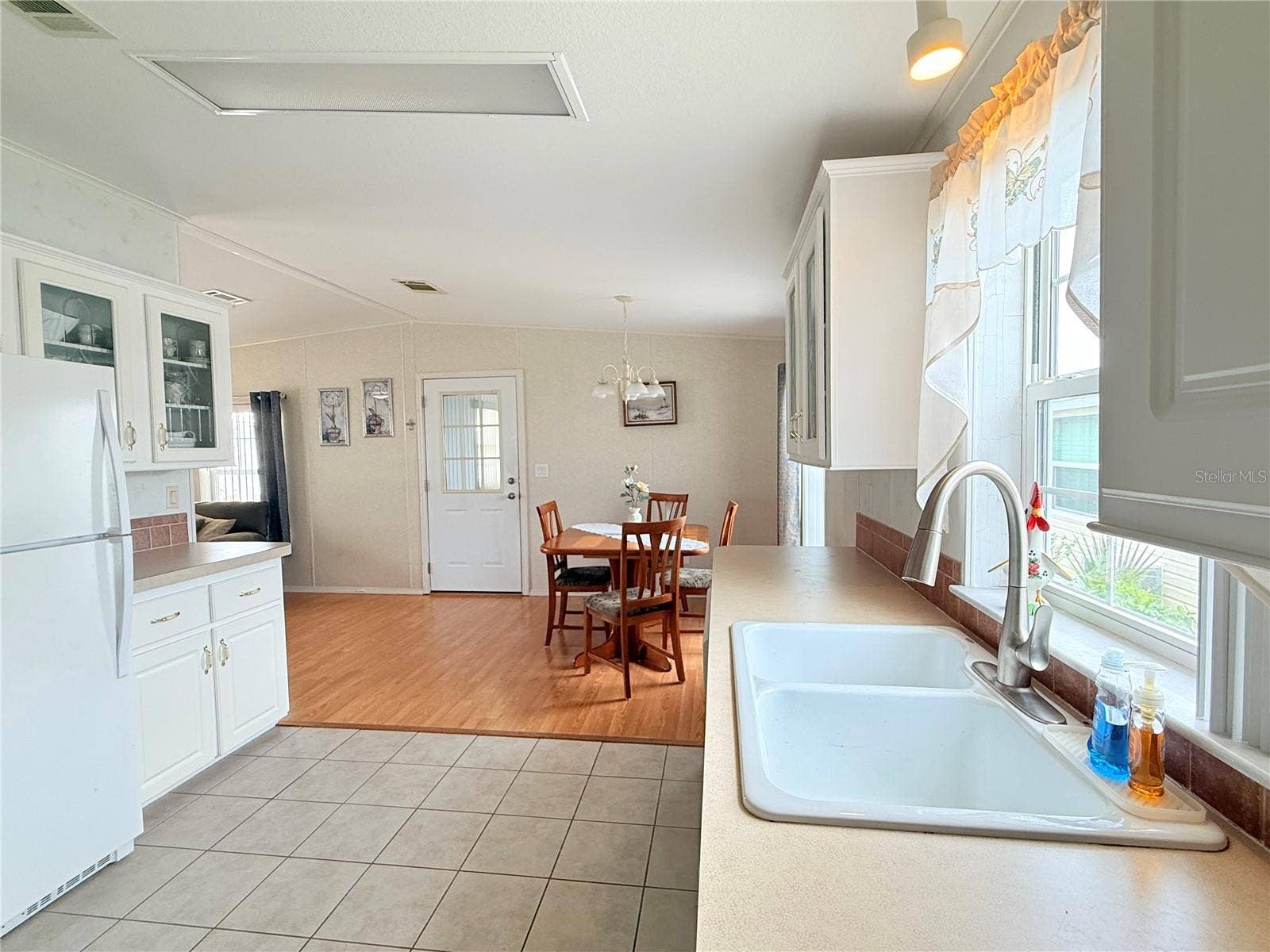 2050 CHAMPION STREET, Sarasota, FL 34231