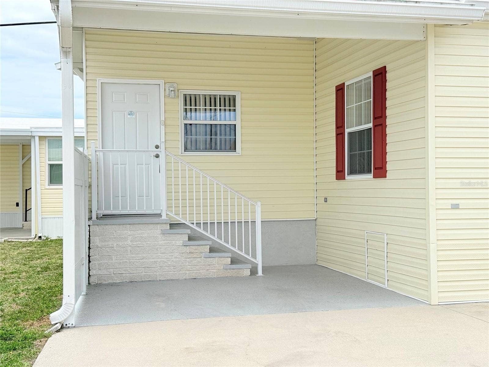 2050 CHAMPION STREET, Sarasota, FL 34231