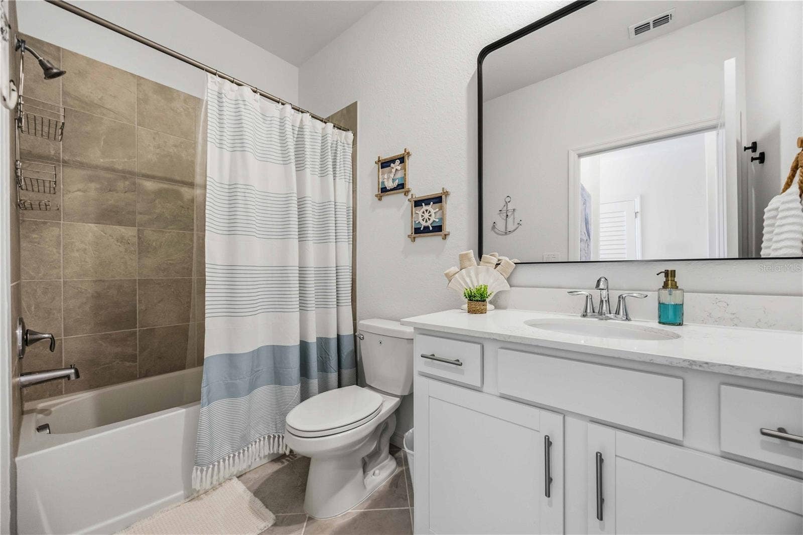 17570 OPAL SAND DRIVE, #402, Venice, FL 34293
